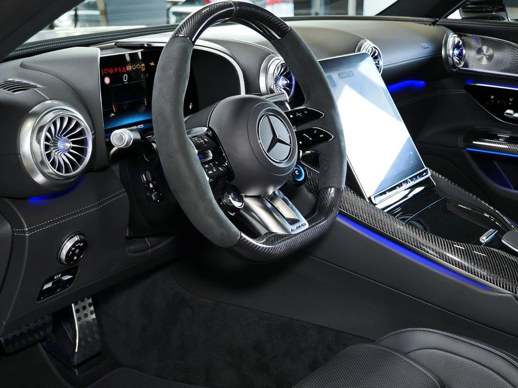 Mercedes-AMG GT 63 AMG 4m+ AERO KERAMIK PREMIUM 21-ZOLL LIFT AMG Line