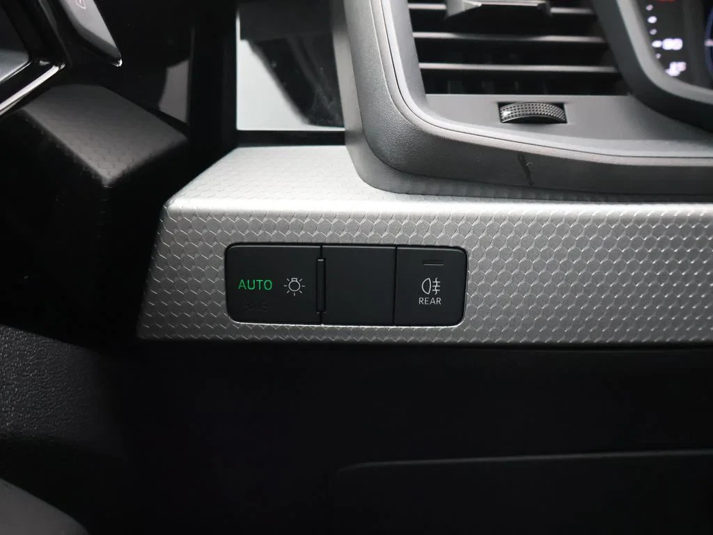 Audi-A1 Sportback-image-23