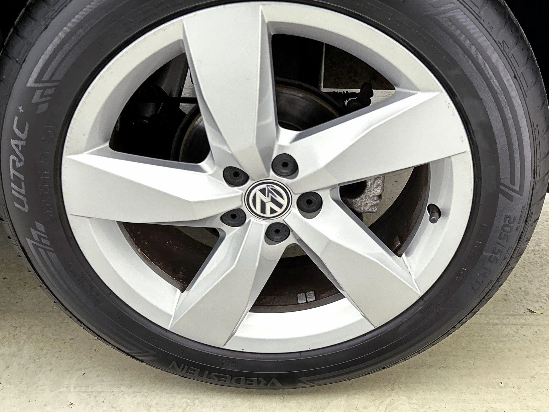 Volkswagen-T-Cross-image-31