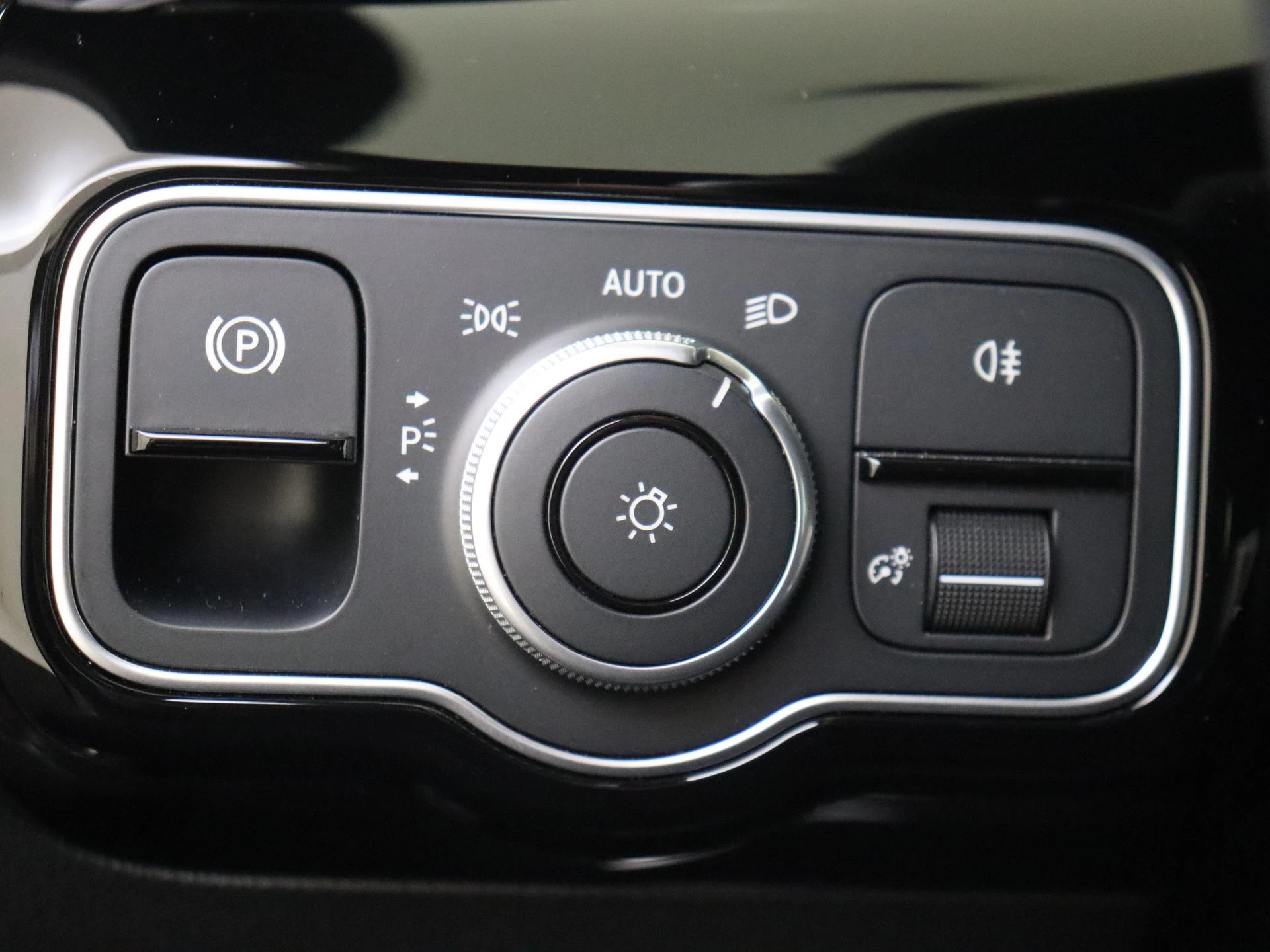 Mercedes-Benz-A-Klasse-image-22