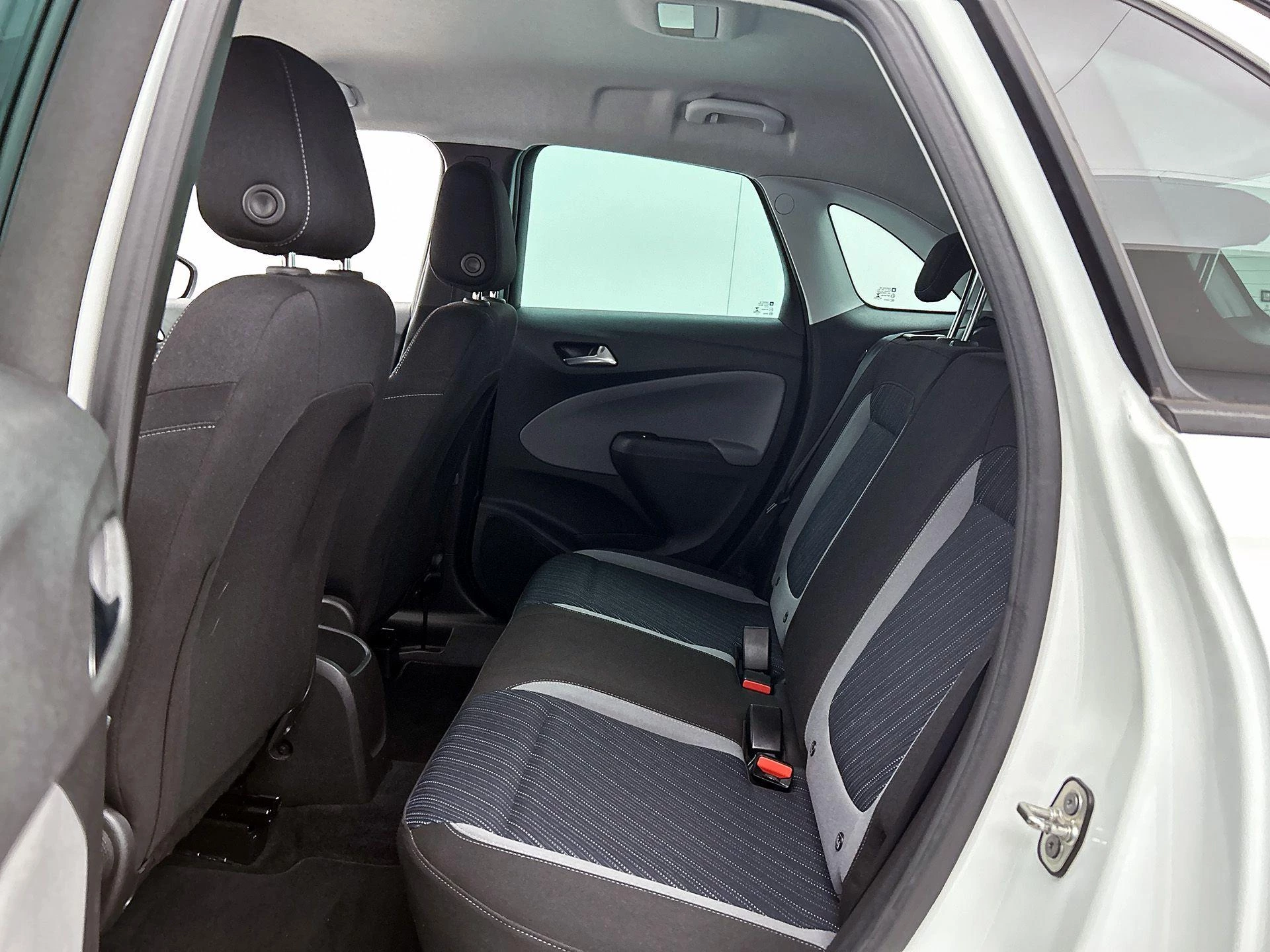 Opel-Crossland X-image-25