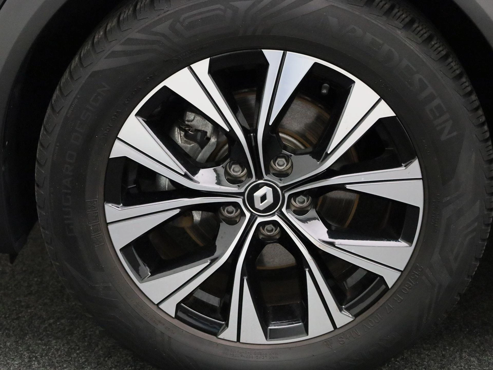 Renault-Captur-image-11