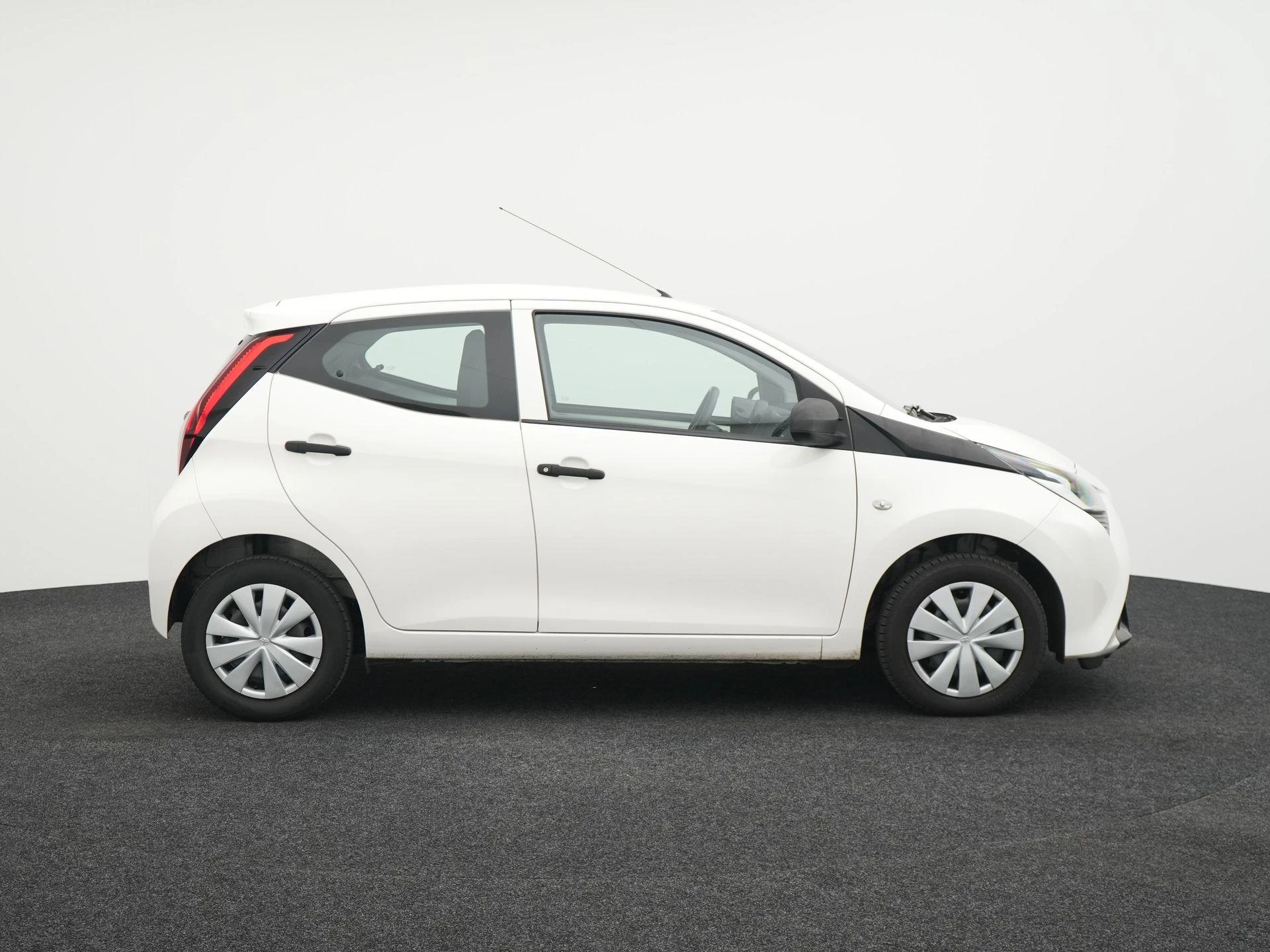 Toyota-Aygo-image-5