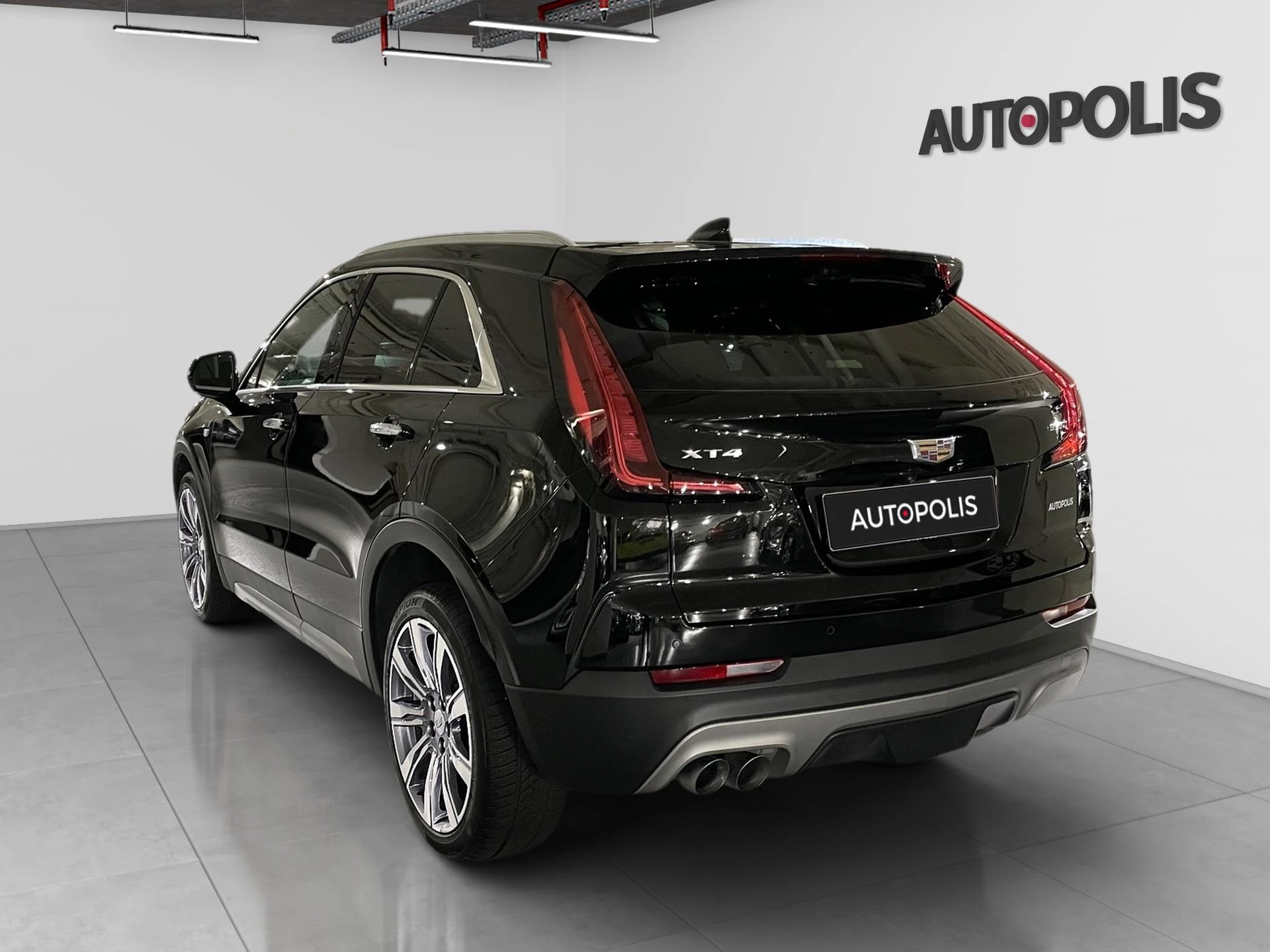 Cadillac-XT4-image-17