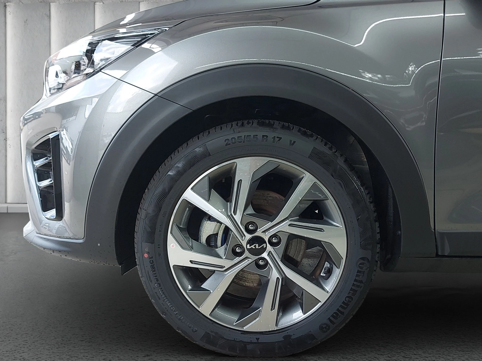 Kia Stonic GT-Line 100 PS 48V Autom. Spirit ACC LED RFK PDC SHZ LEDER *SALE*