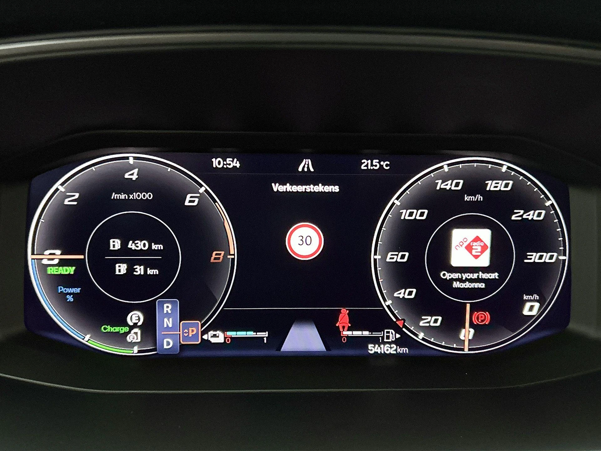 CUPRA-Leon-image-20