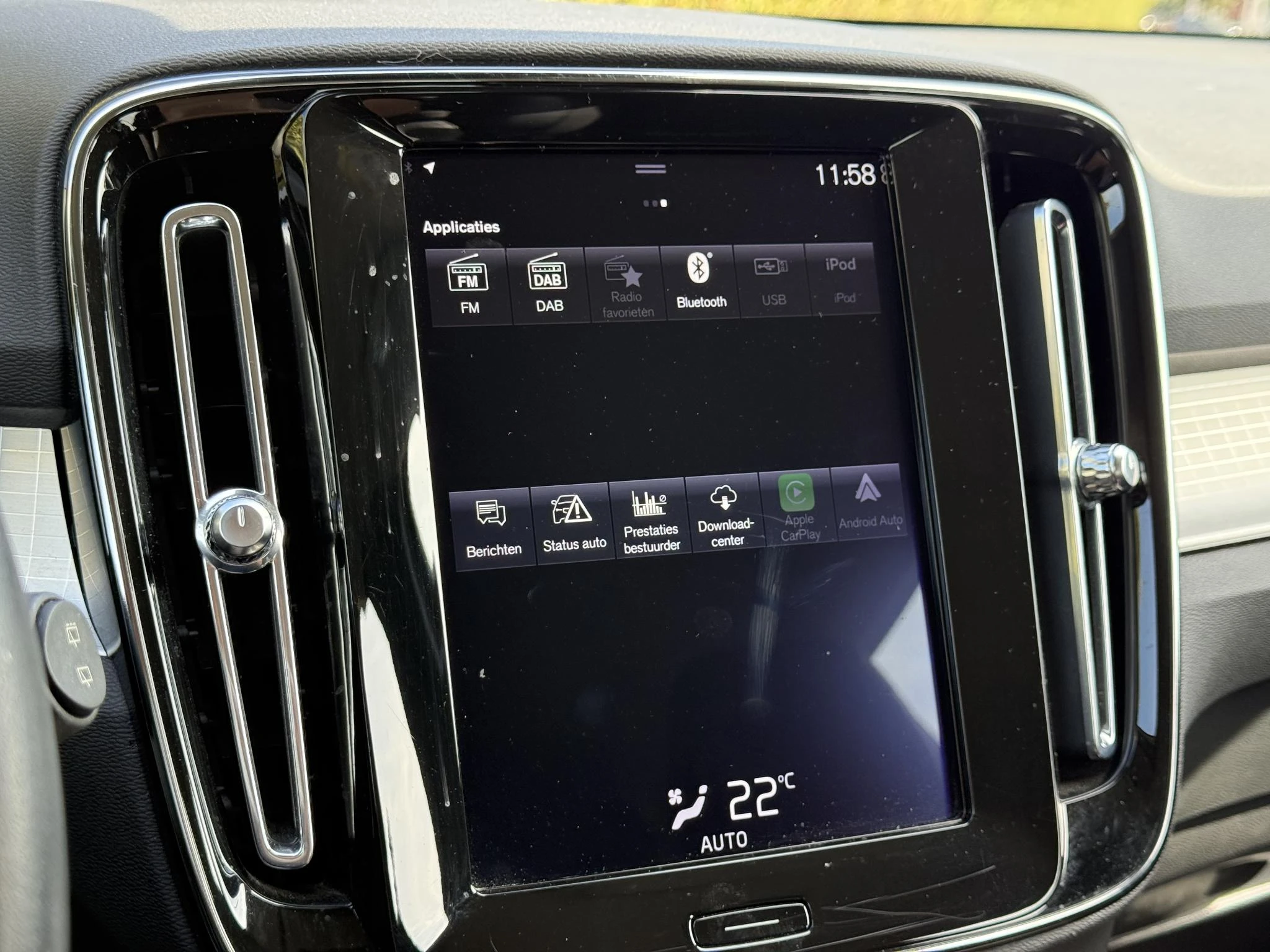 Volvo-XC40-image-19