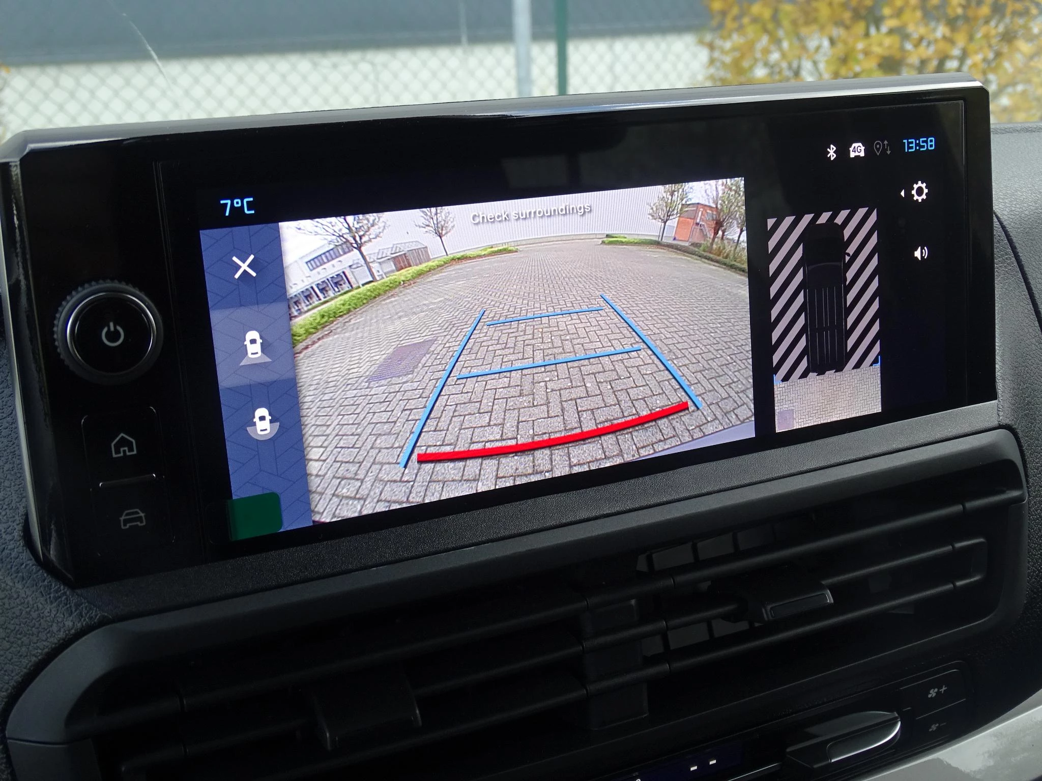 Peugeot-Expert-image-18