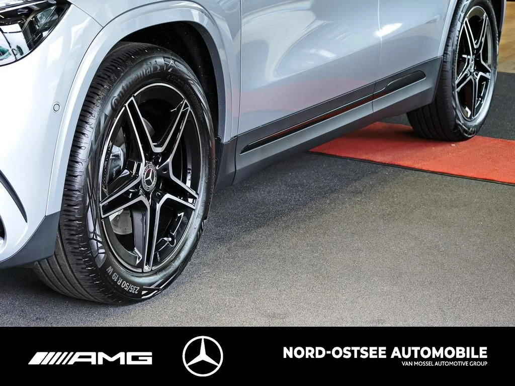 Mercedes-Benz GLA 200 AMG NIGHT PANO AHK 360° SOUND DISTRONIC AMG Line