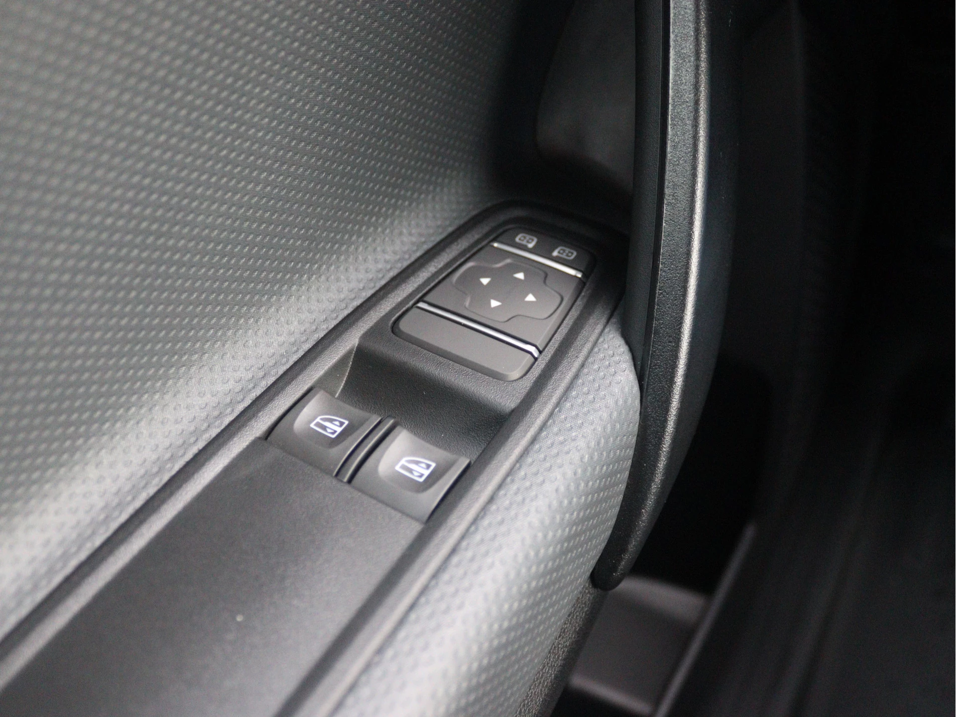 Mercedes-Benz-eCitan-image-4