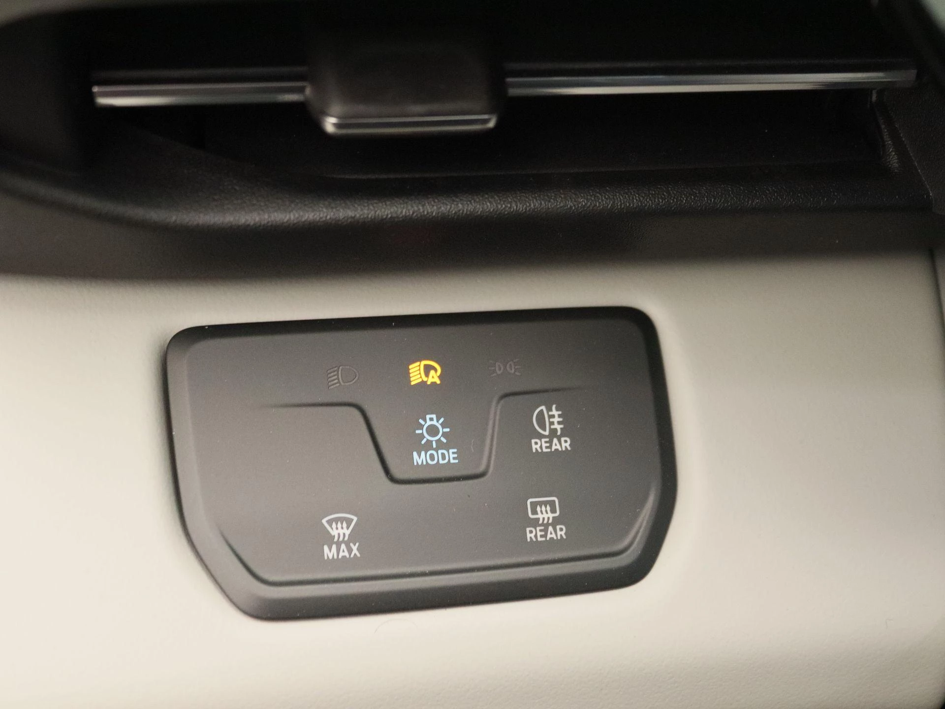 Ford-Explorer-image-18