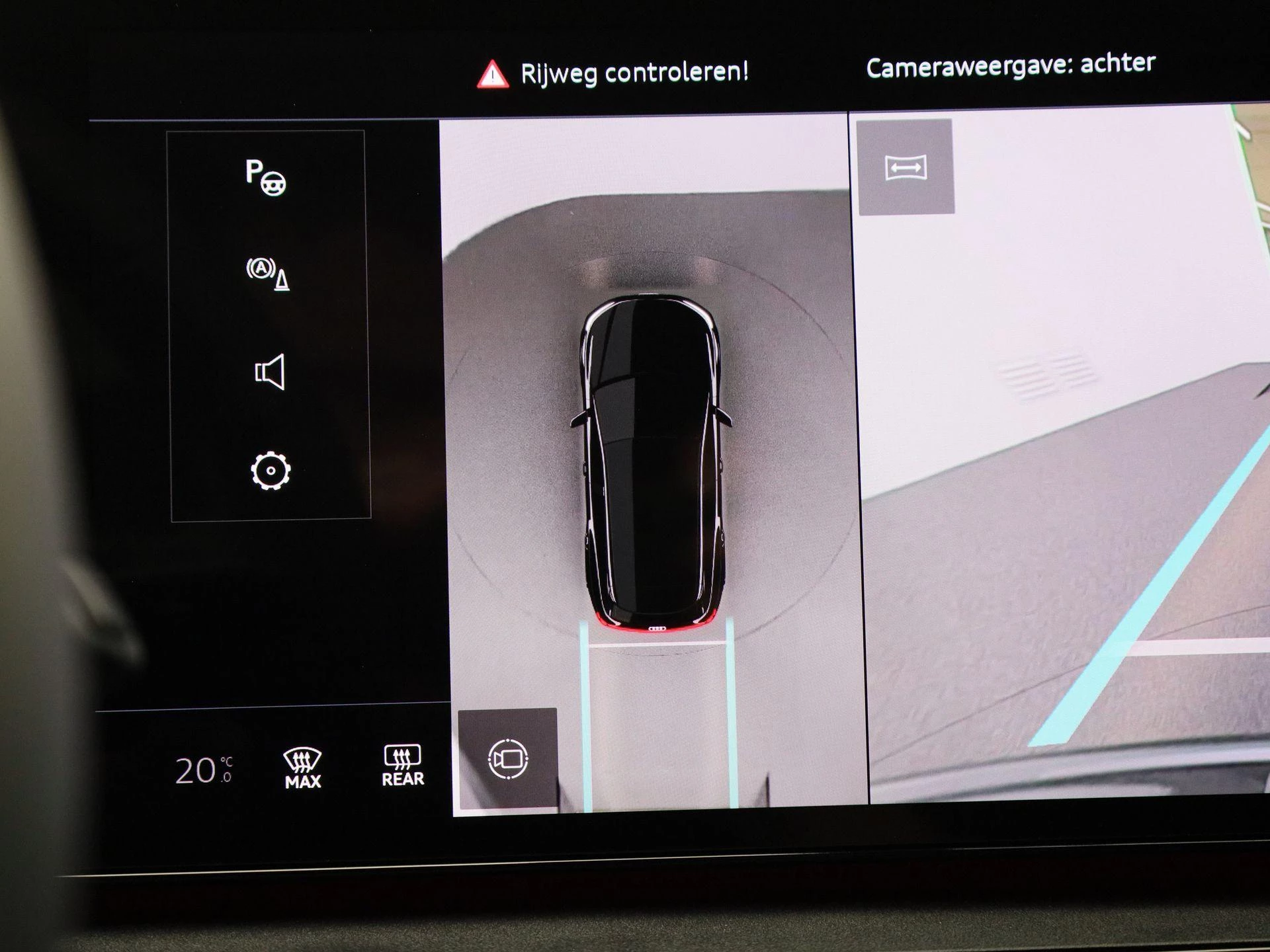 Audi-Q6 e-tron-image-39