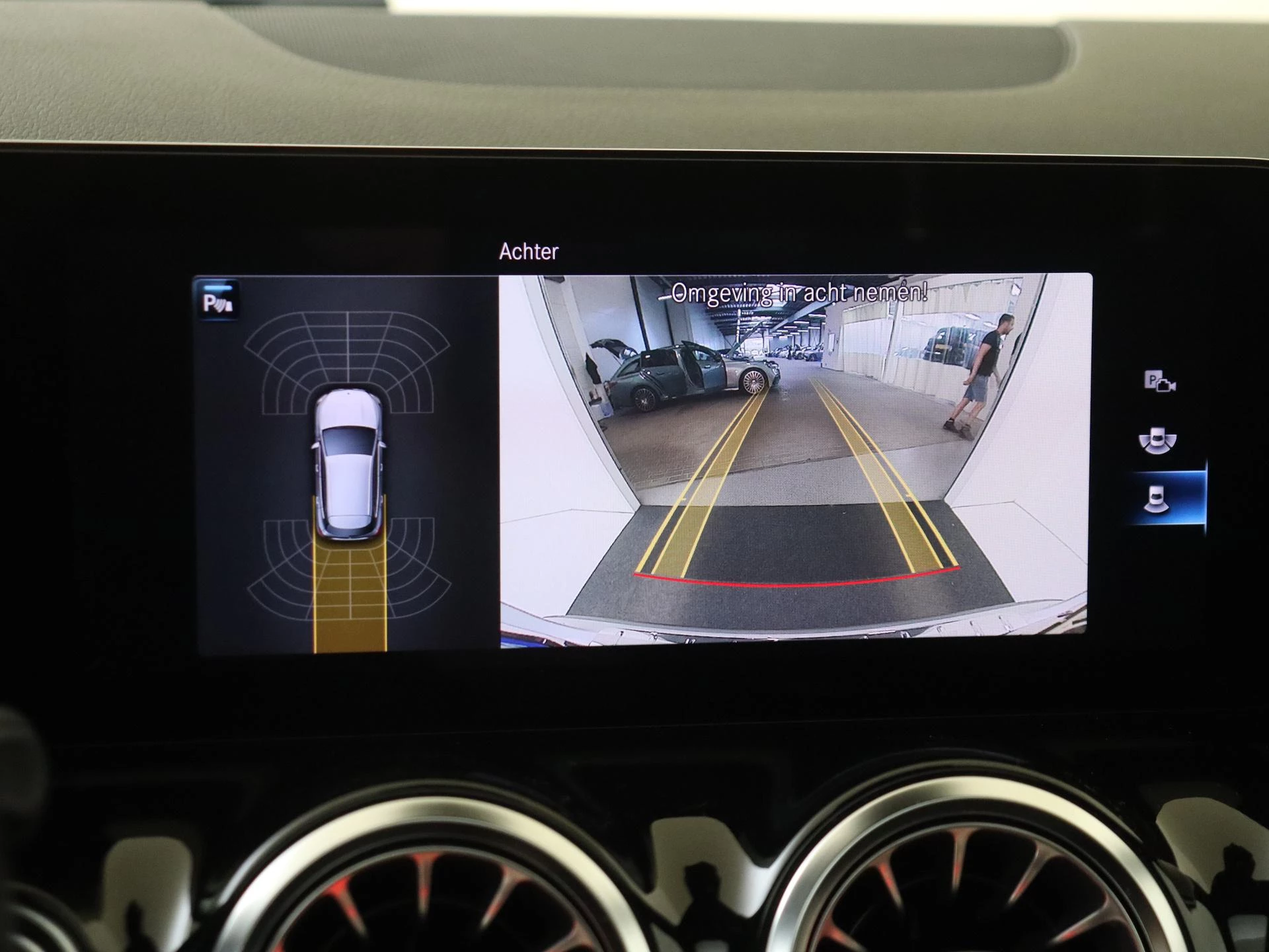Mercedes-Benz GLA 250 e Business Solution AMG Limited
