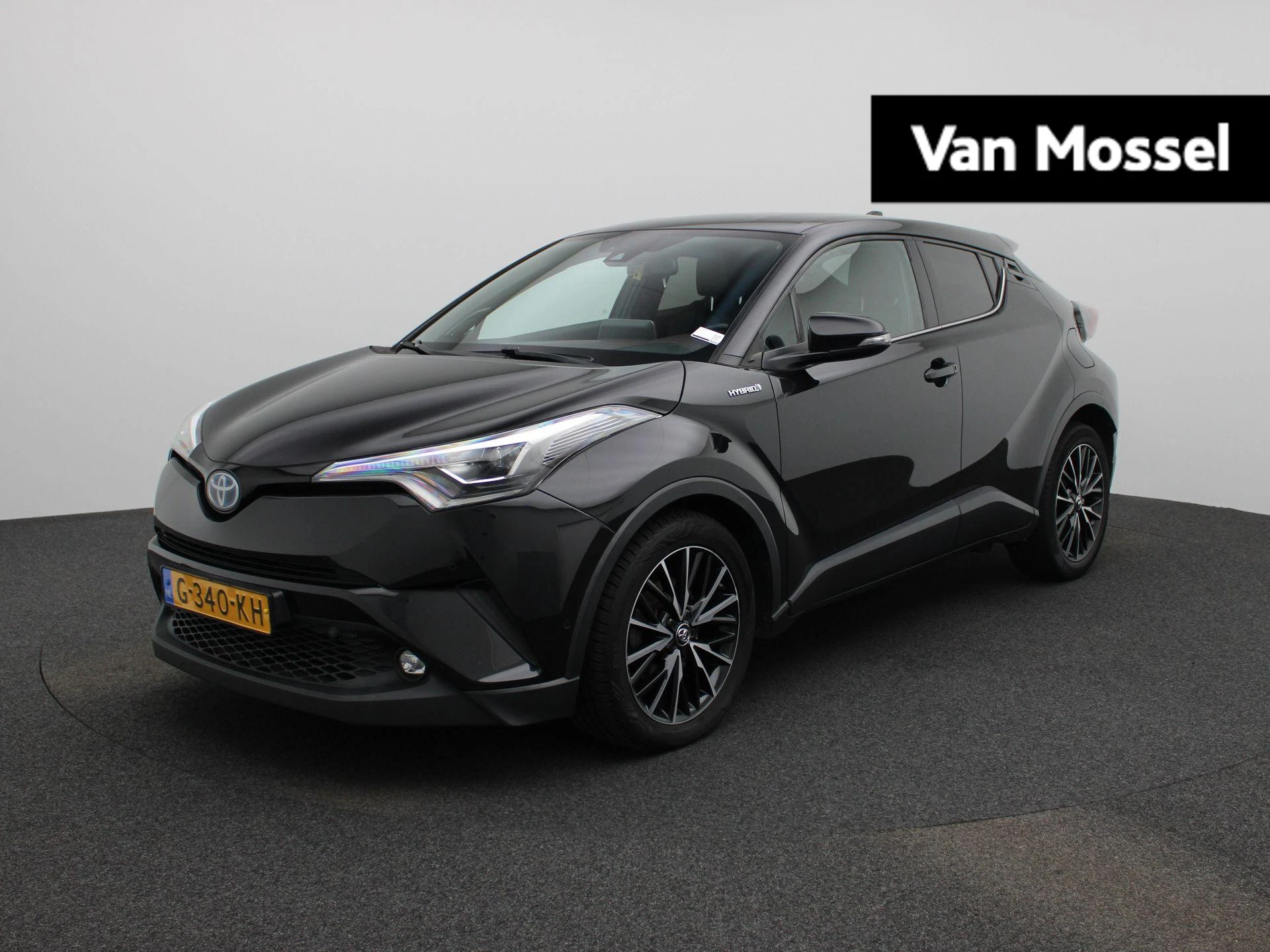 Toyota-C-HR-image-0