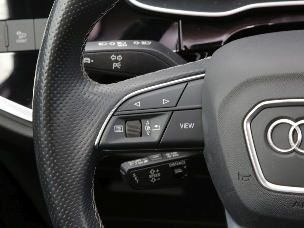 Audi-Q3-image-16