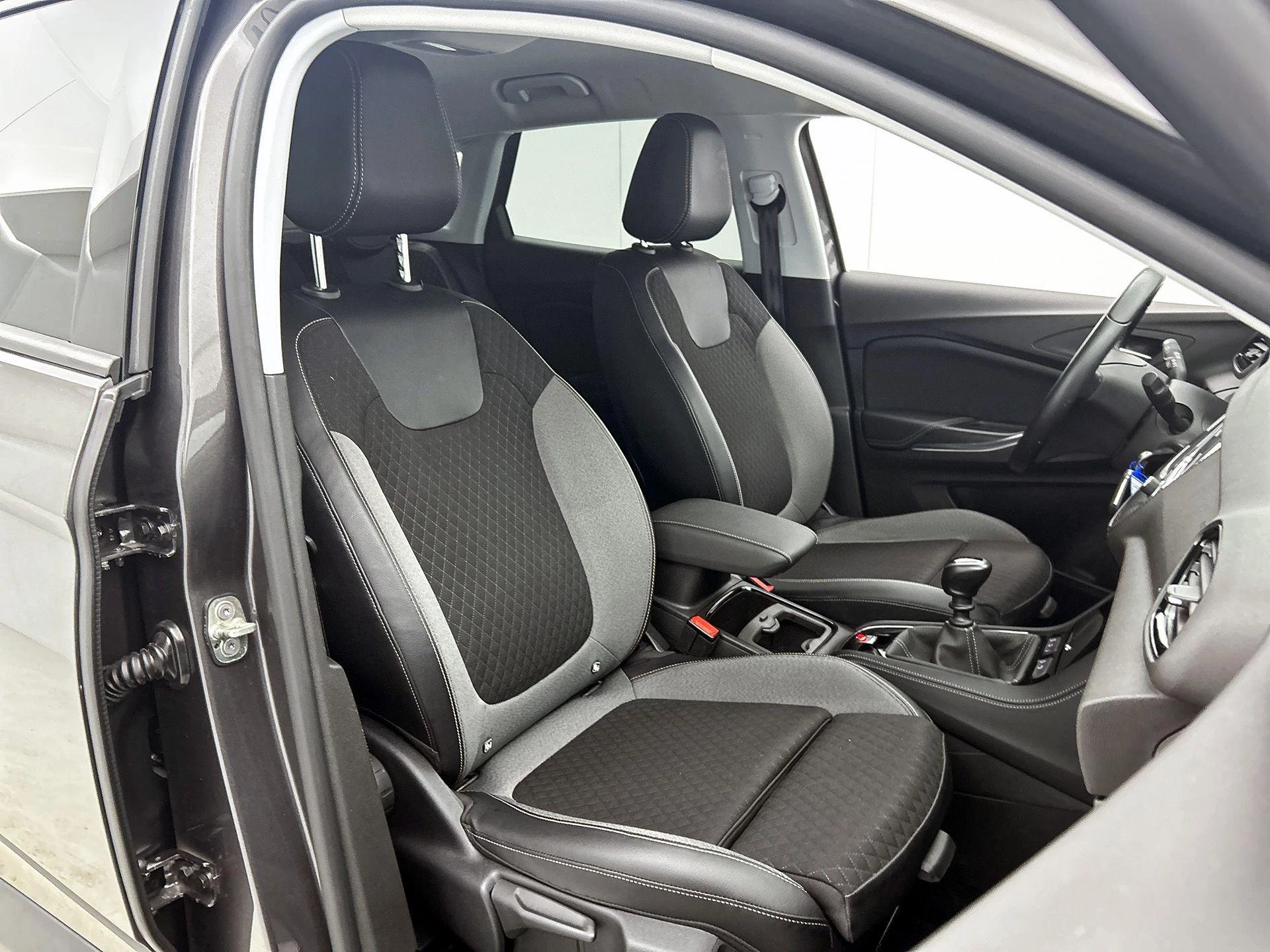 Opel-Grandland X-image-32