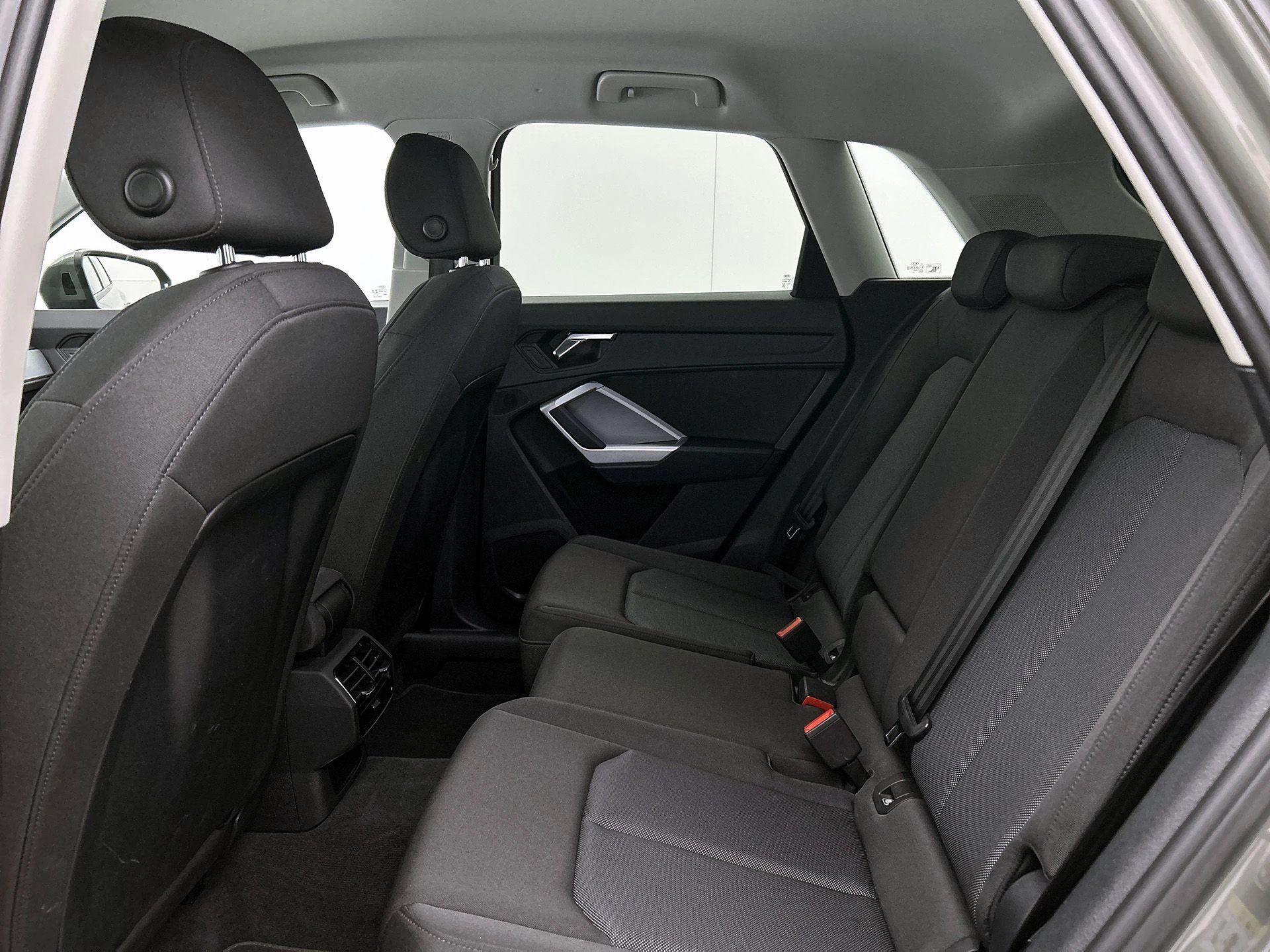 Audi-Q3-image-25