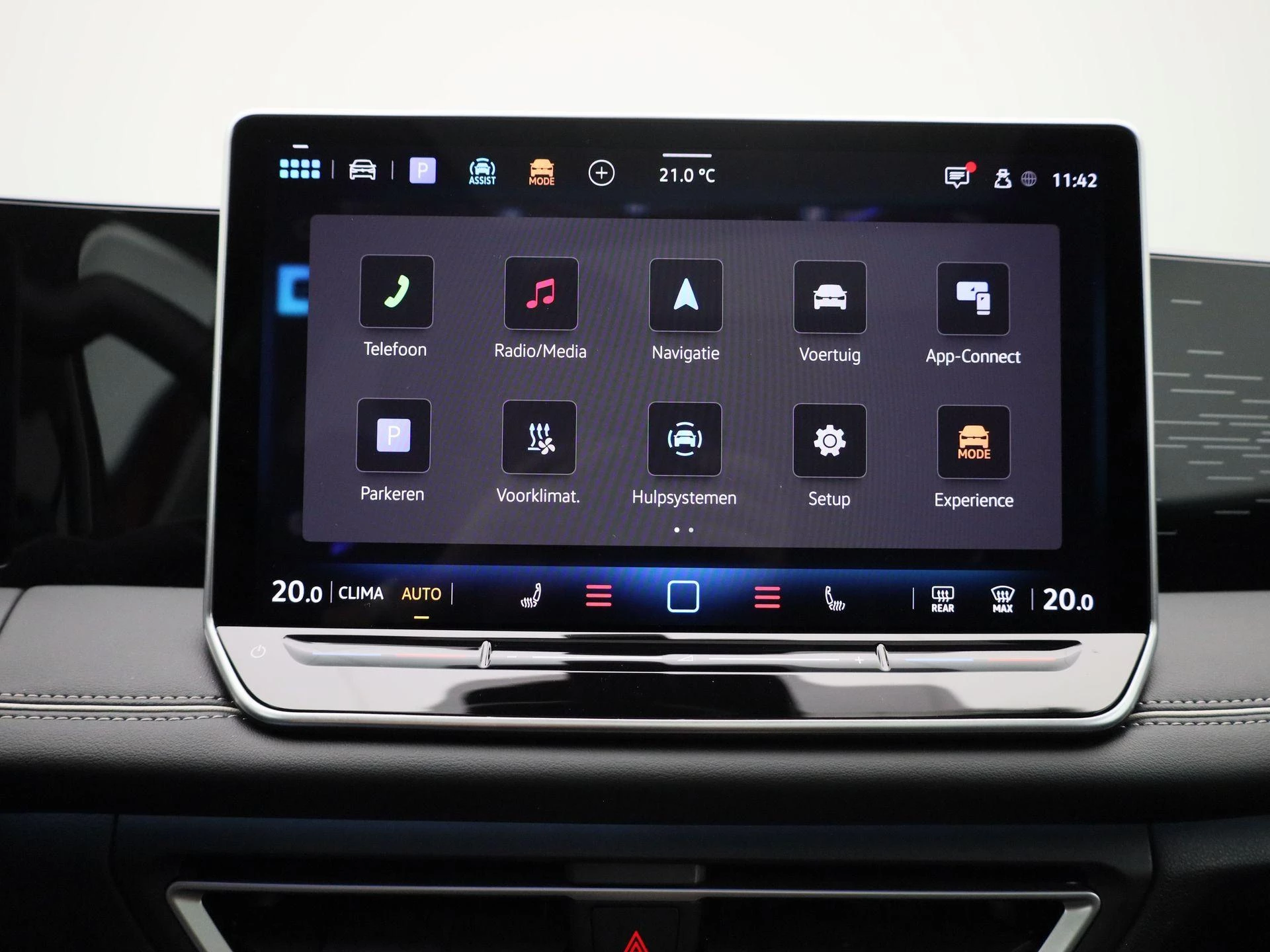 Volkswagen-Tiguan-image-21