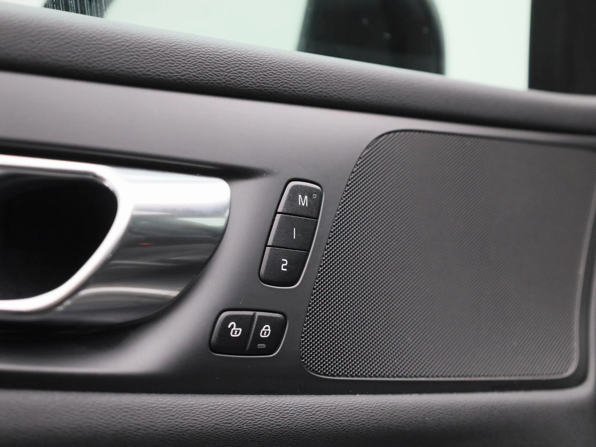 Volvo-V60-image-33