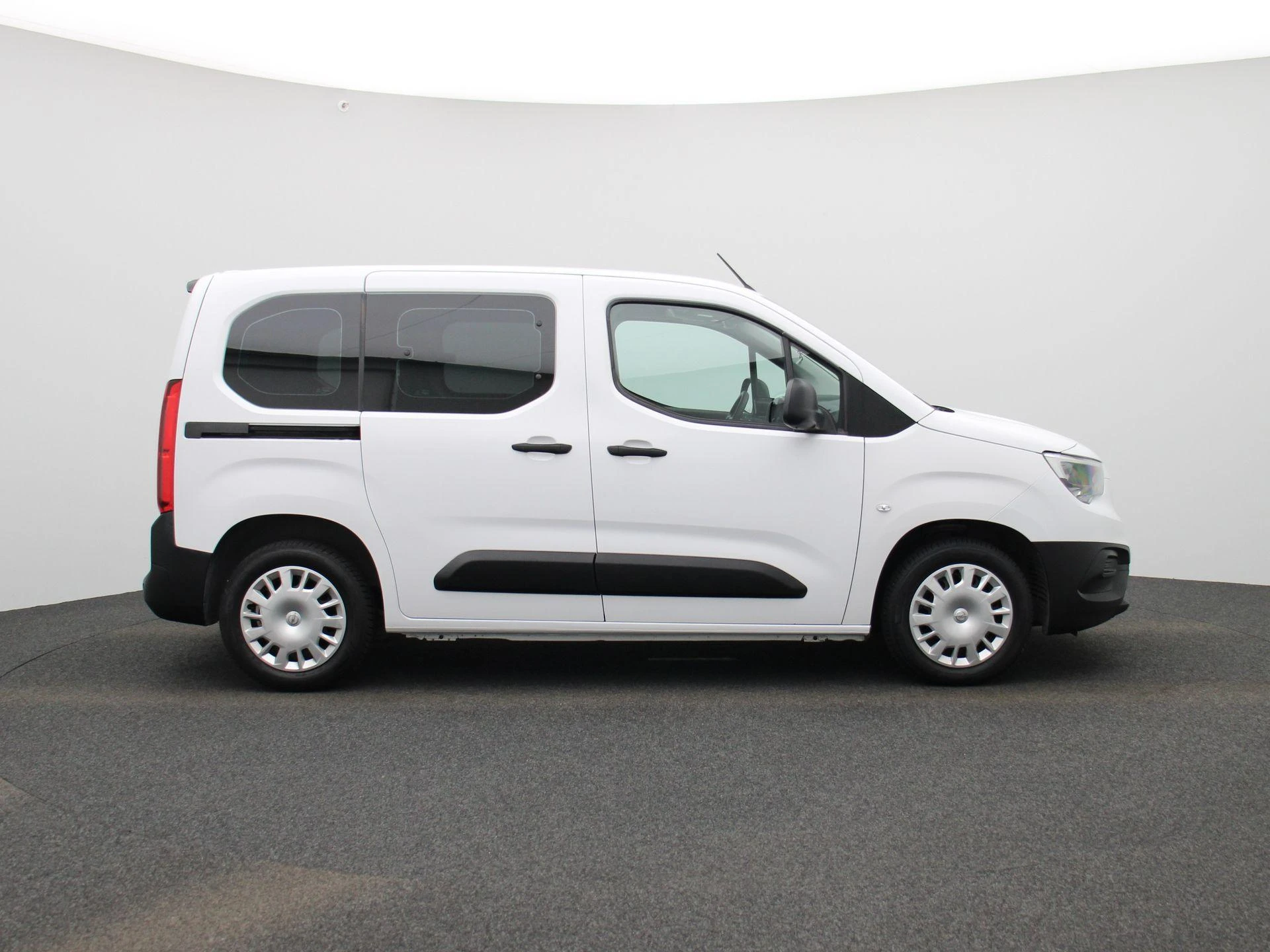 Opel-Combo-image-5