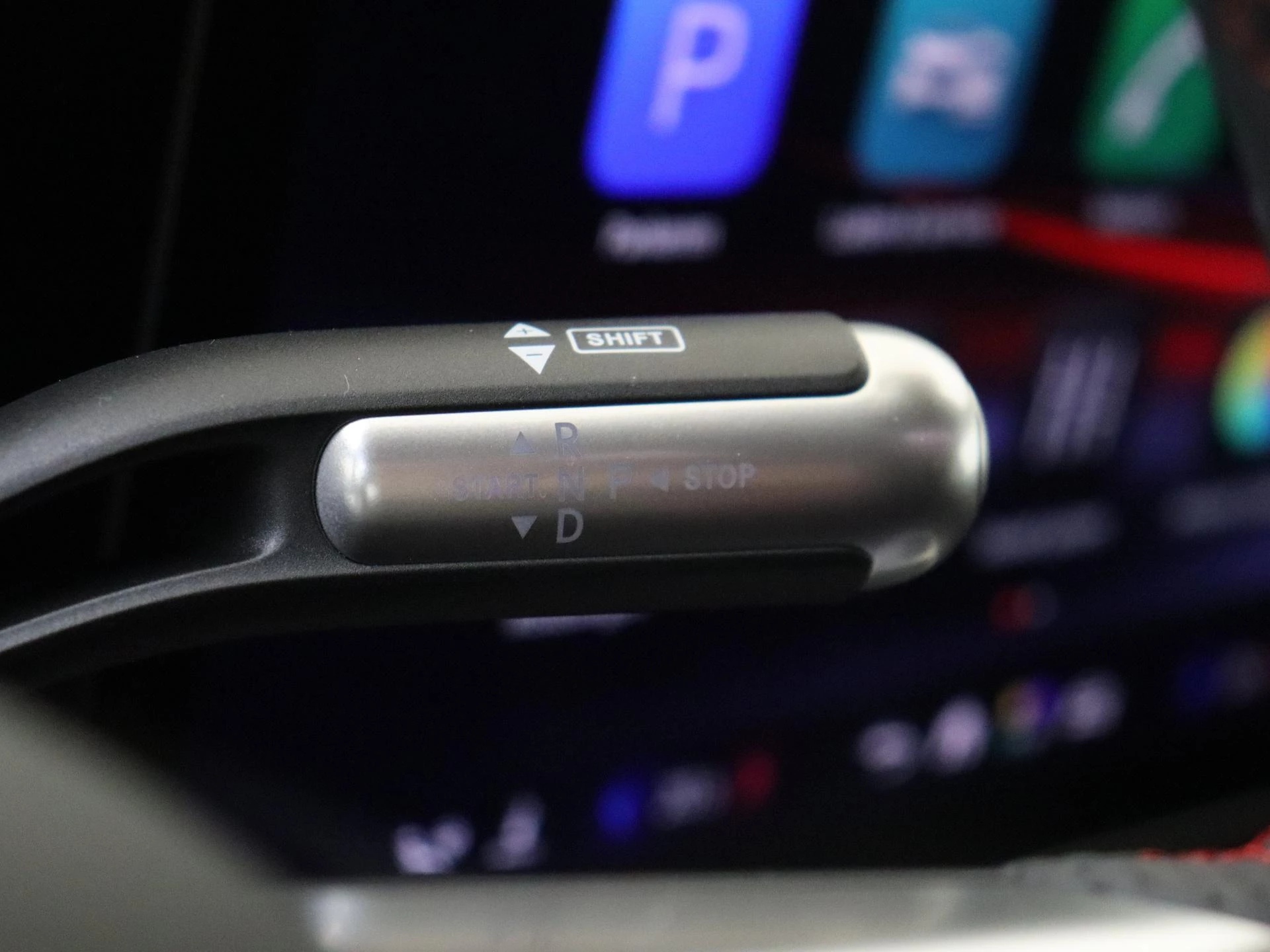 Mercedes-Benz-CLA-image-16