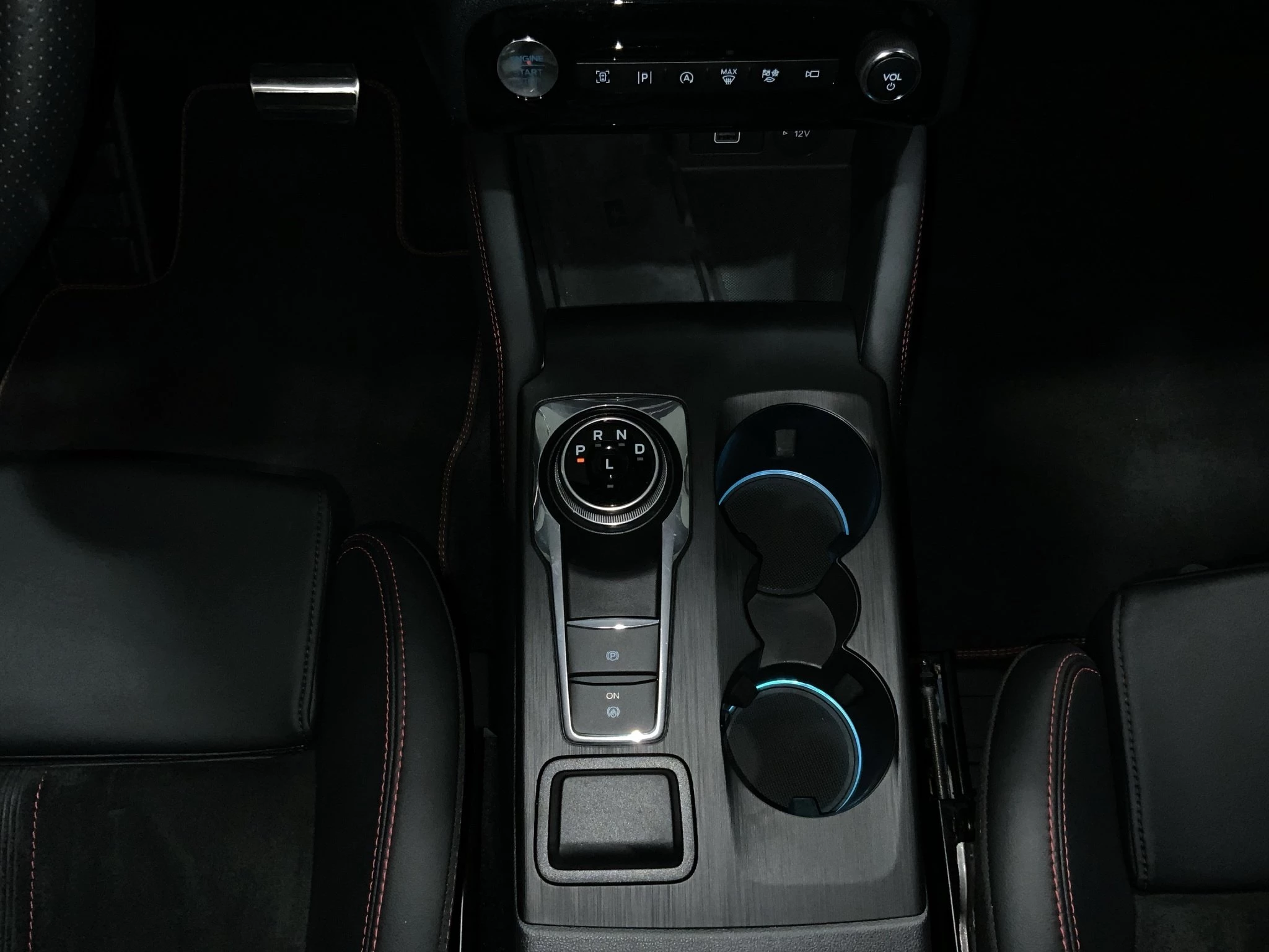 Ford-Kuga-image-13