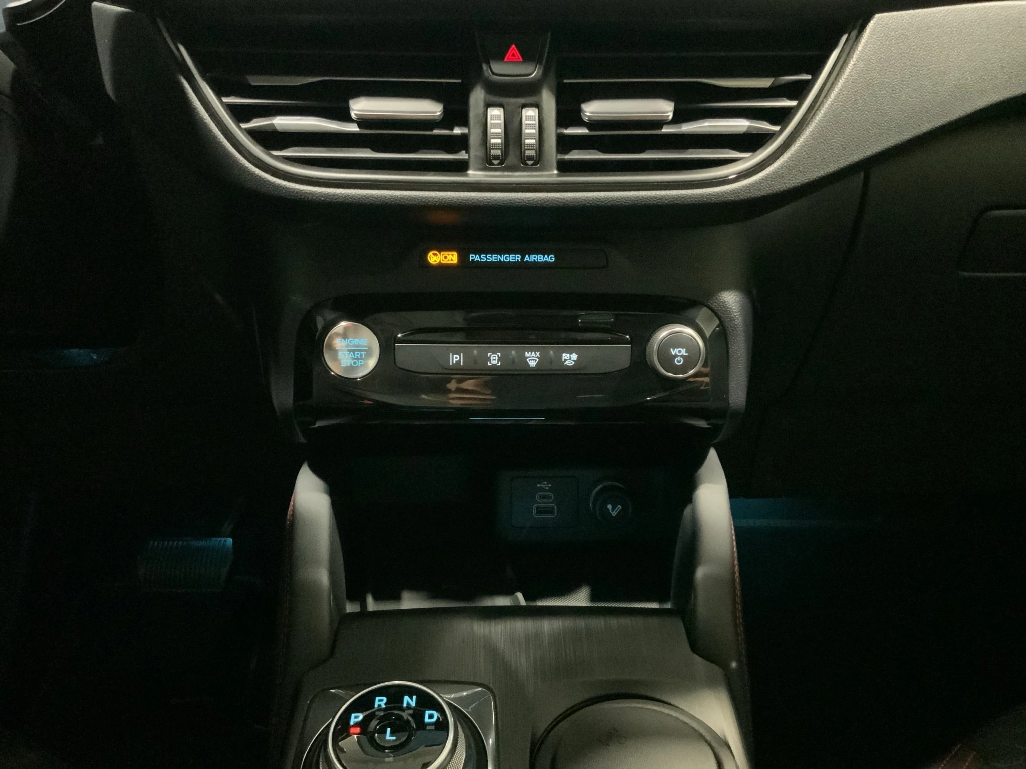 Ford Kuga ST-Line Plug-in*LED-MATRIX*KAM*NAVI*WINTER-PKT.
