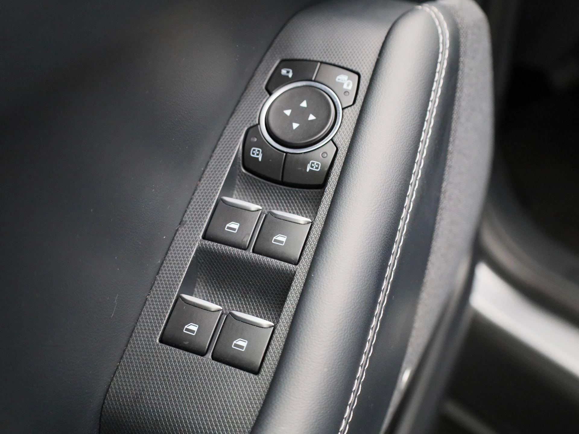 Ford Mustang Mach-E RWD 75 kWh