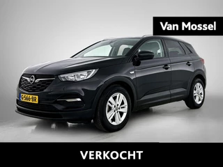 Opel Grandland X 1.2 Turbo Business +