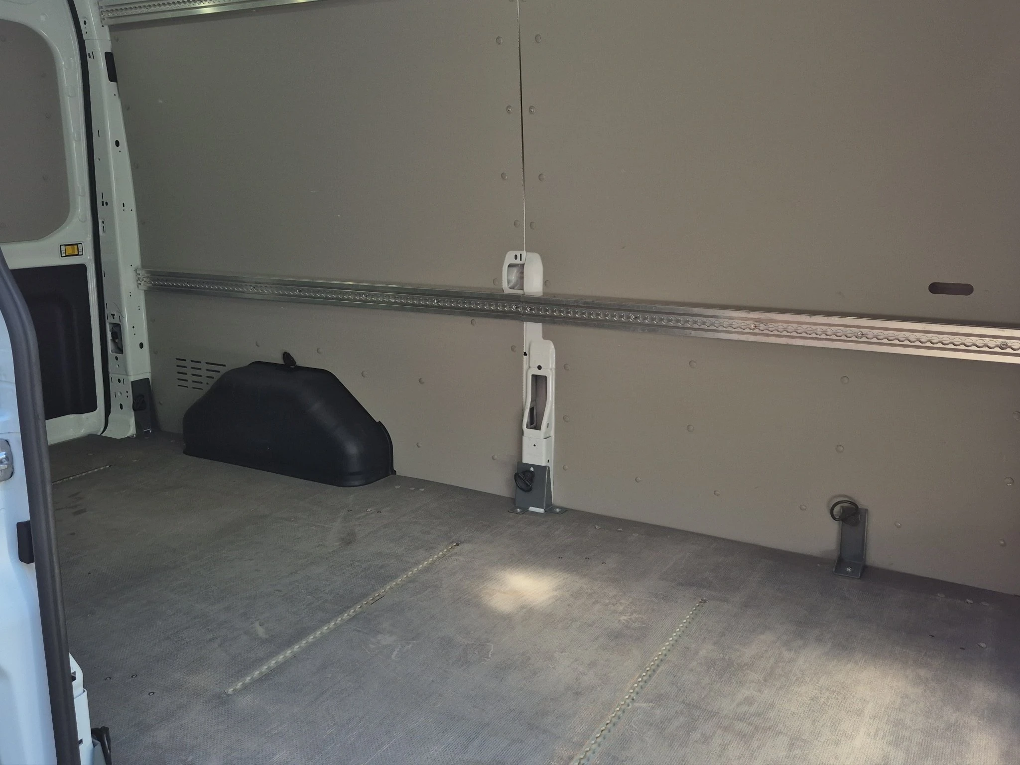 Ford-Transit-image-10