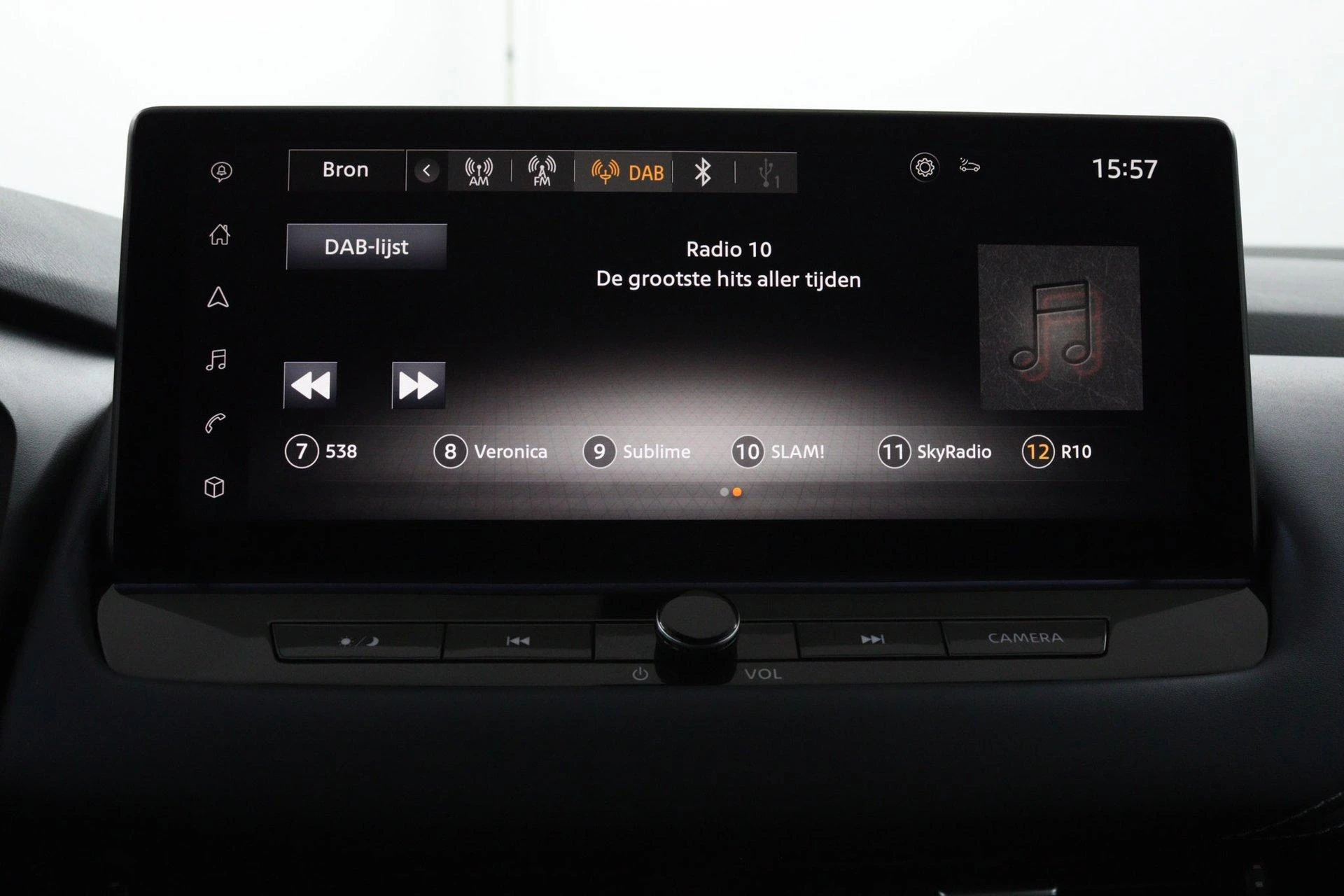Nissan-QASHQAI-image-11