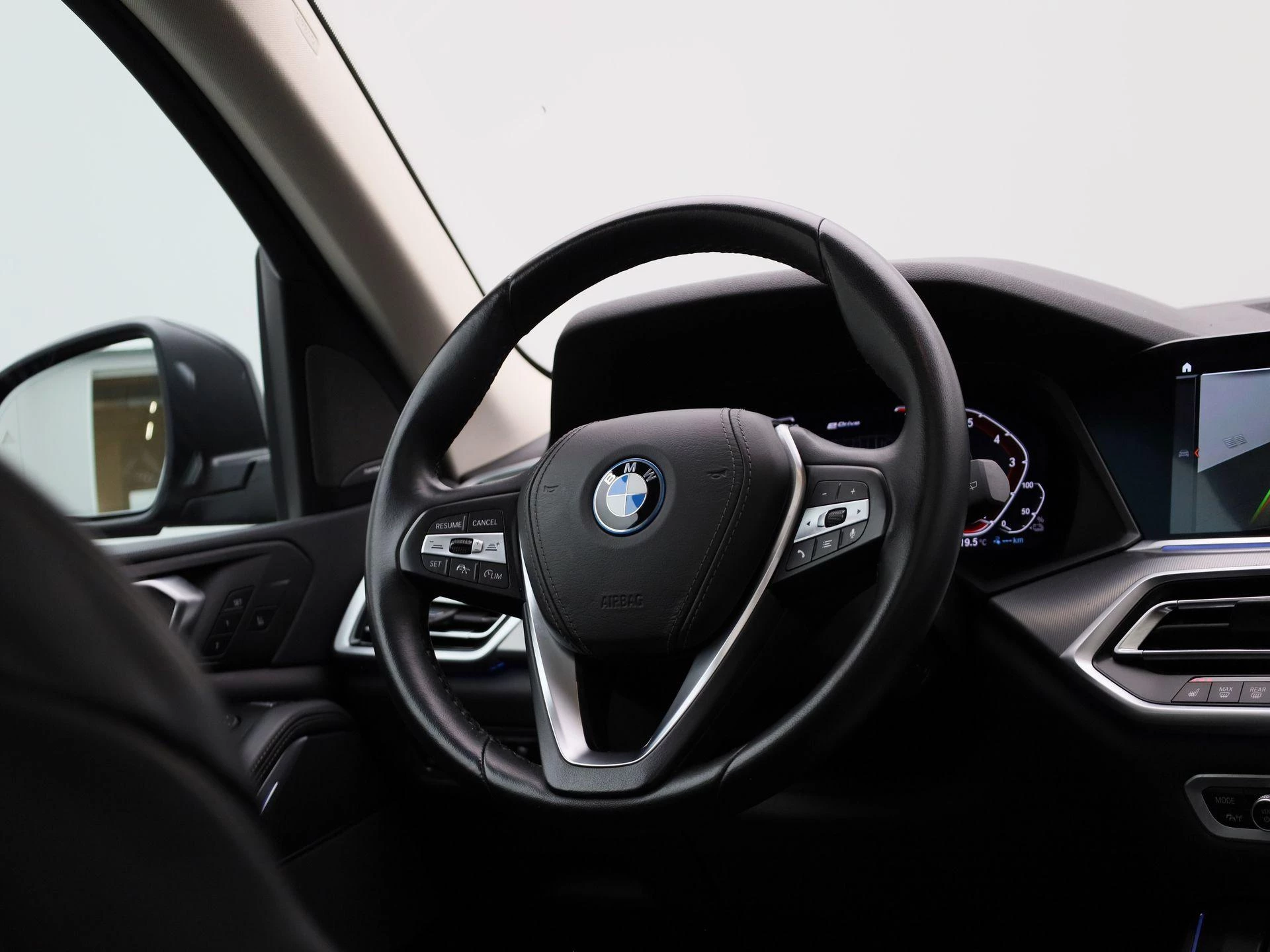 BMW X5 xDrive45e