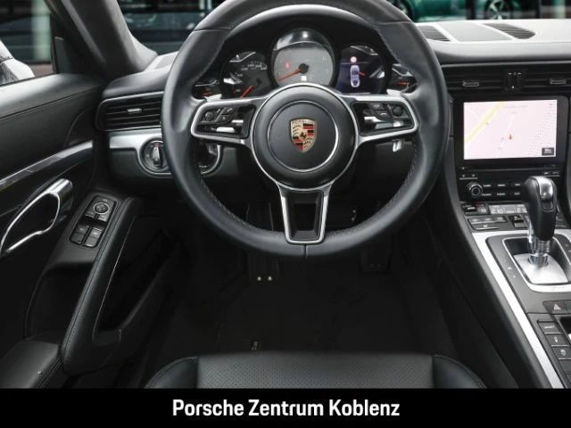 Porsche-911-image-12
