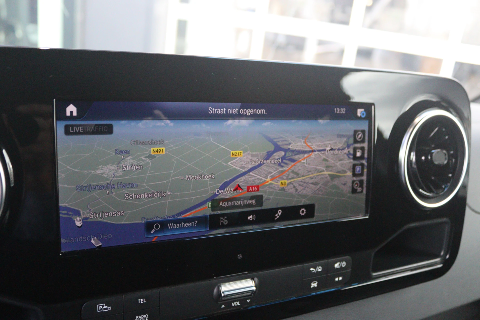Mercedes-Benz-Sprinter-image-6