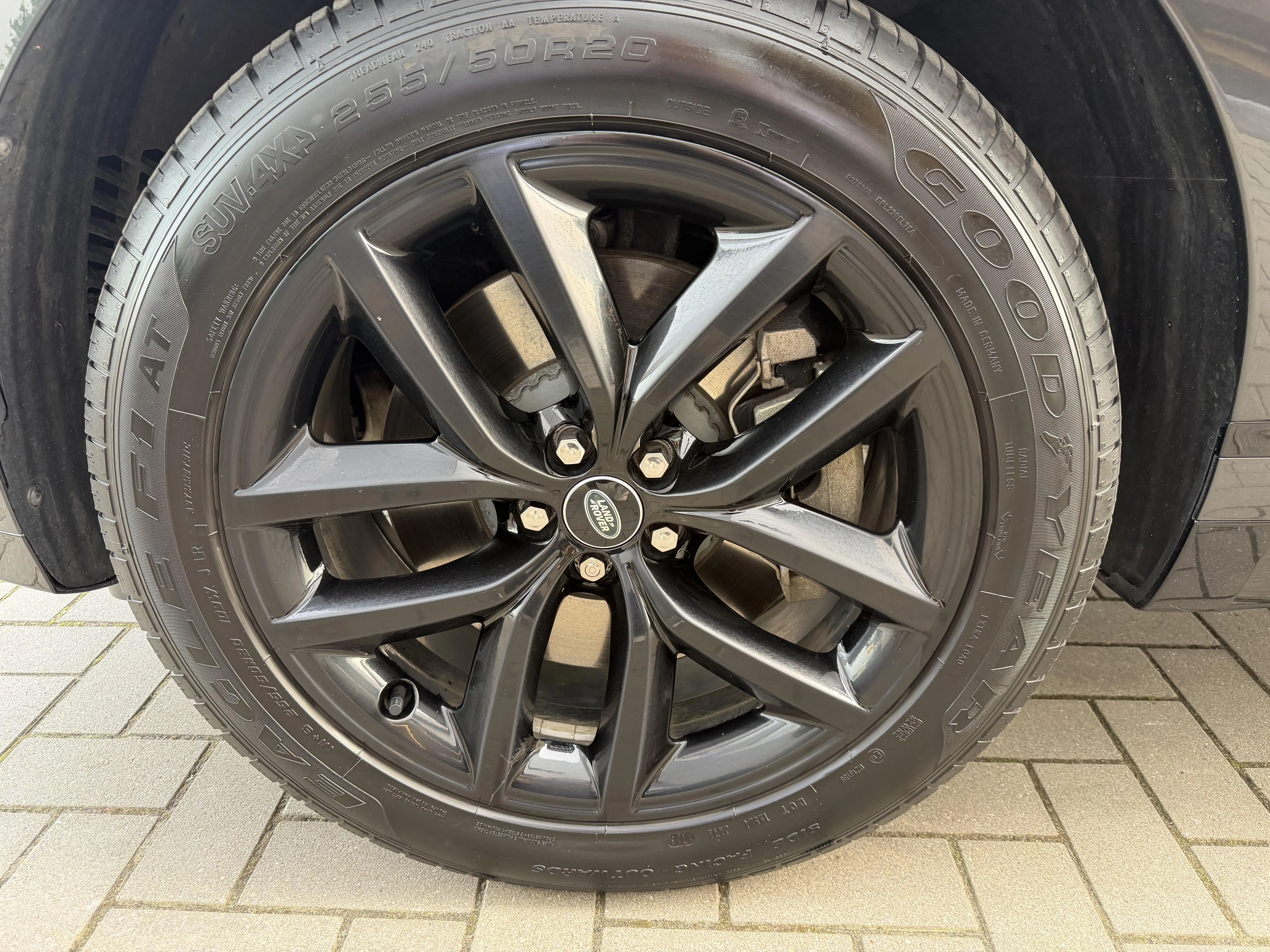 Land Rover Range Rover Velar P400e Dynamic SE AWD