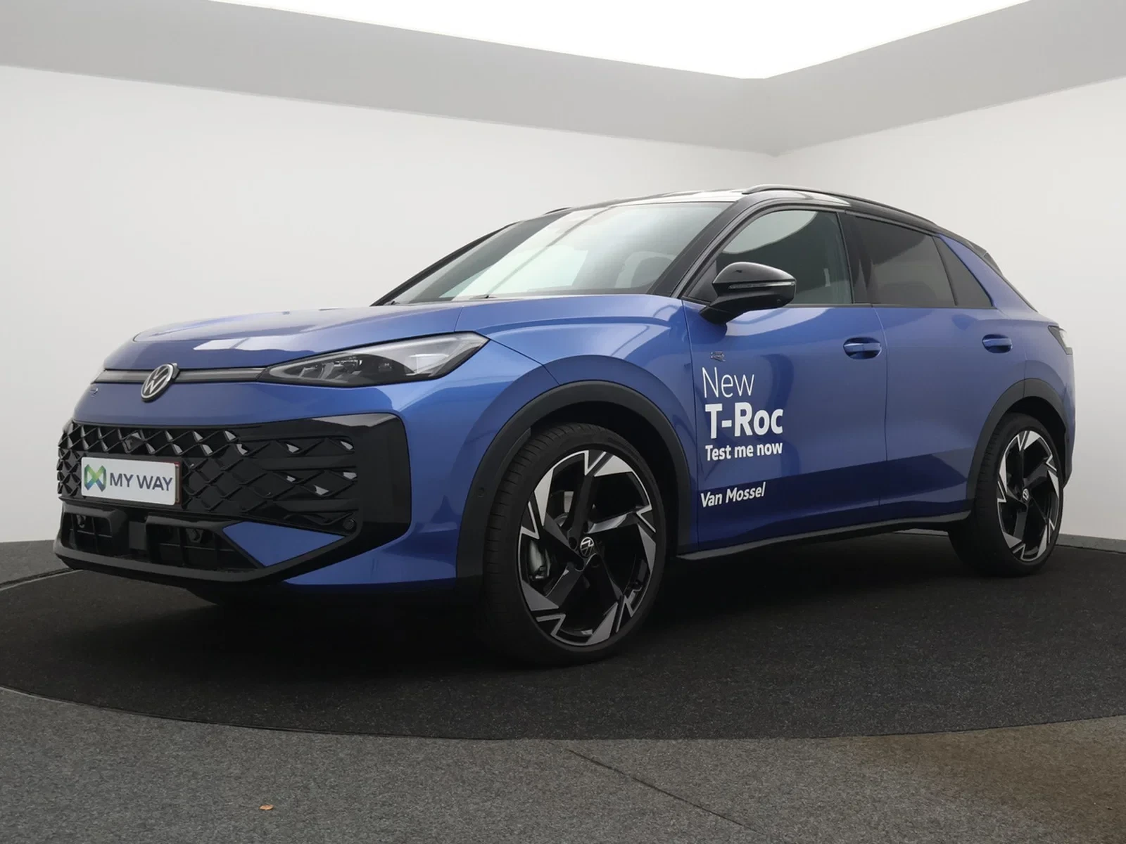 Volkswagen-T-Roc-image-0