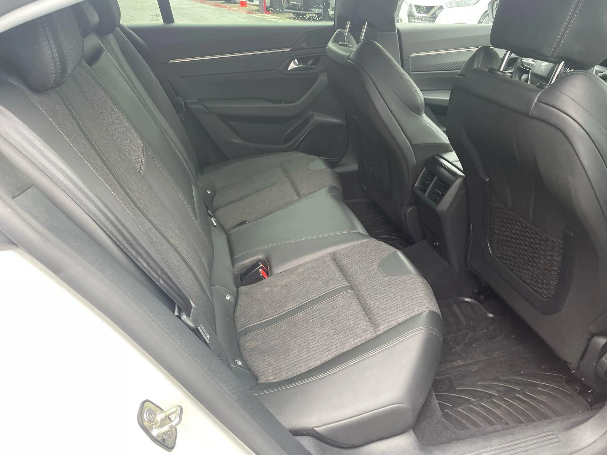 Peugeot-508-image-22