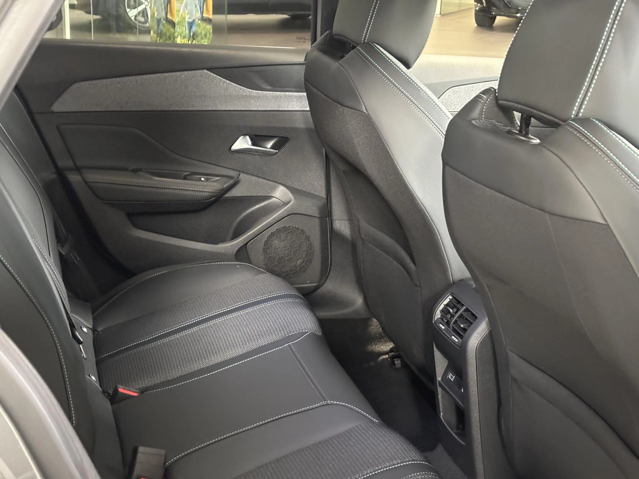 Peugeot-308-image-12