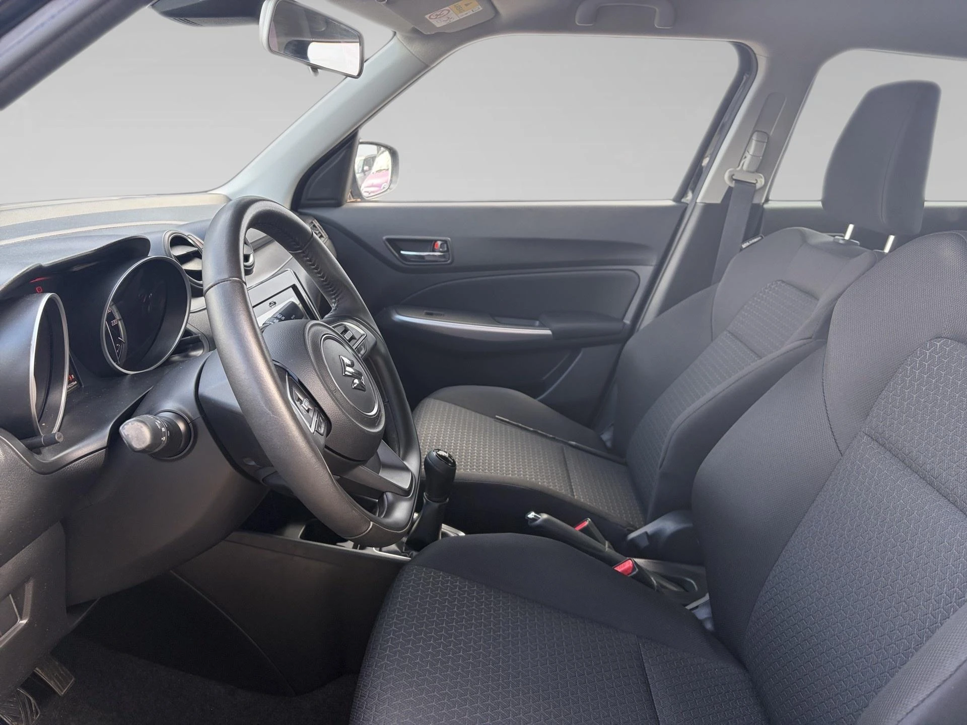 Suzuki-Swift-image-11