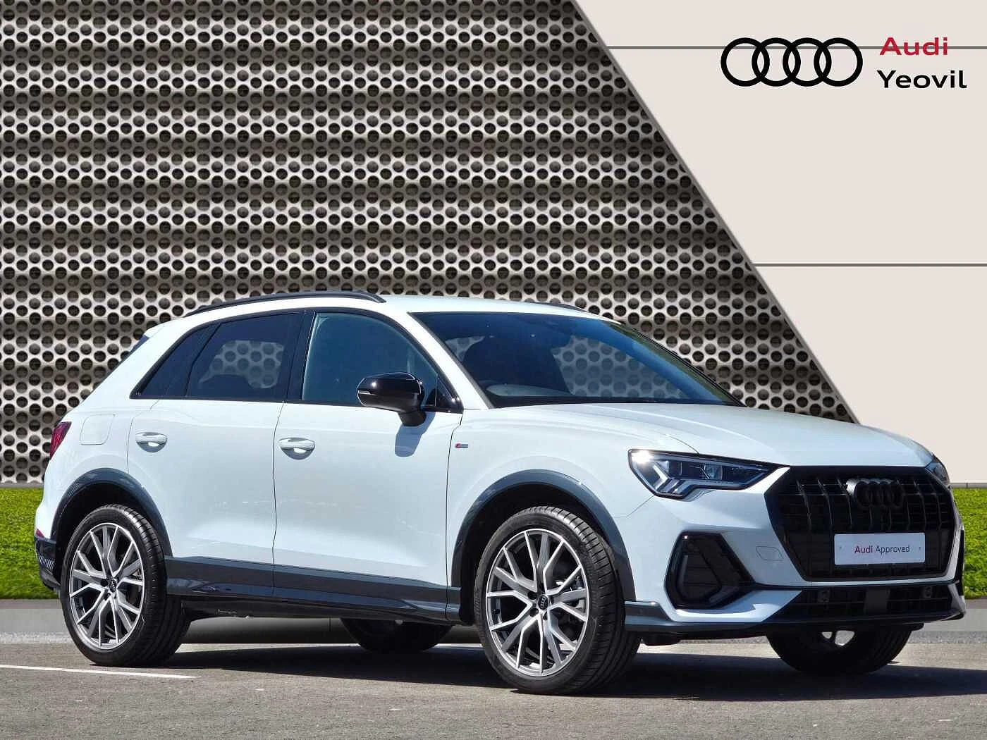 Audi-Q3-image-15