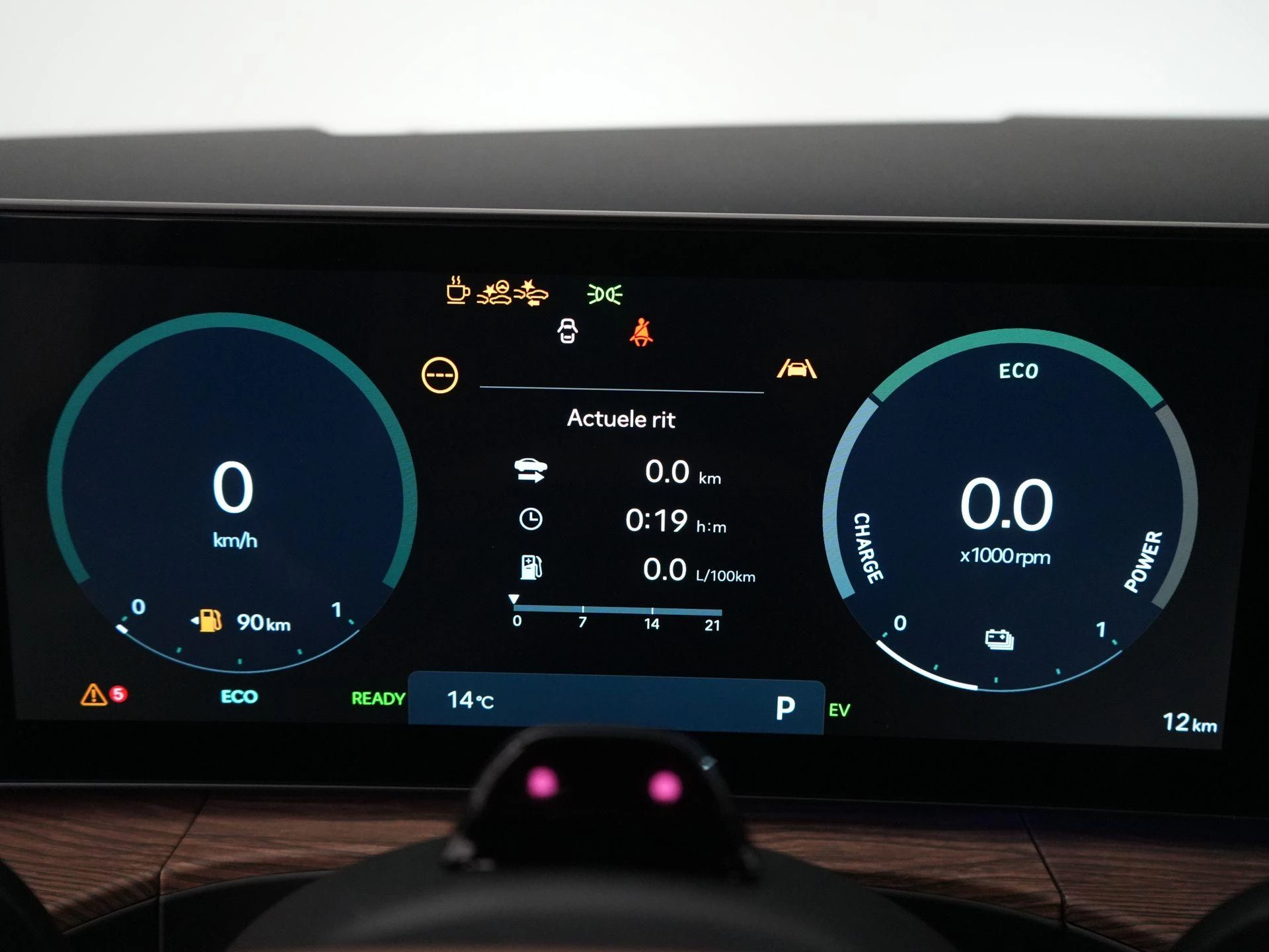 Hyundai-Santa Fe-image-10