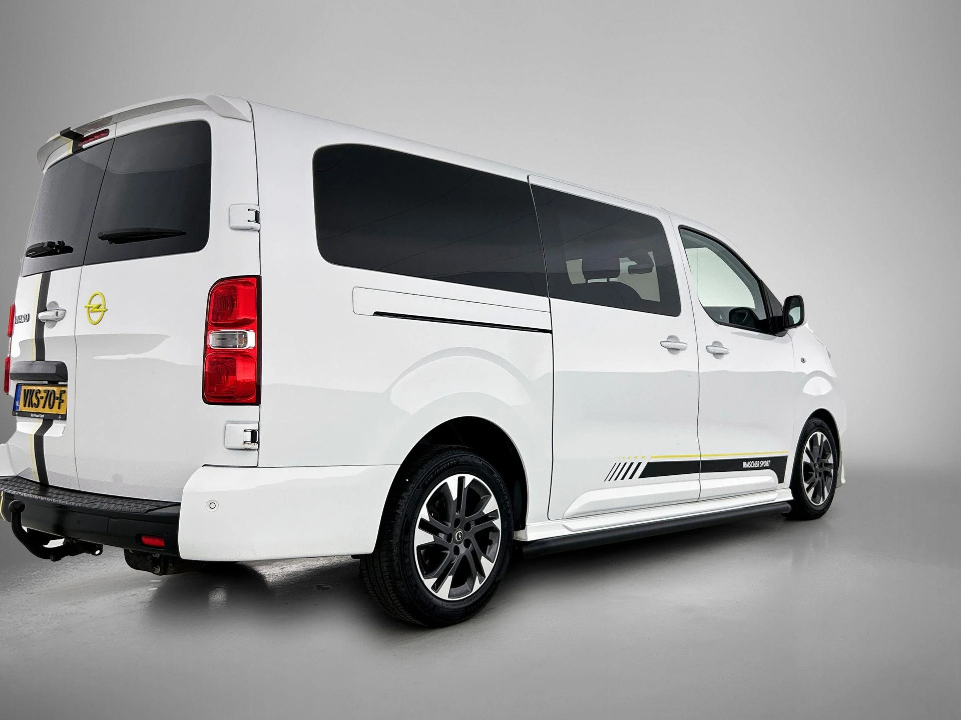 Opel-Vivaro-image-3