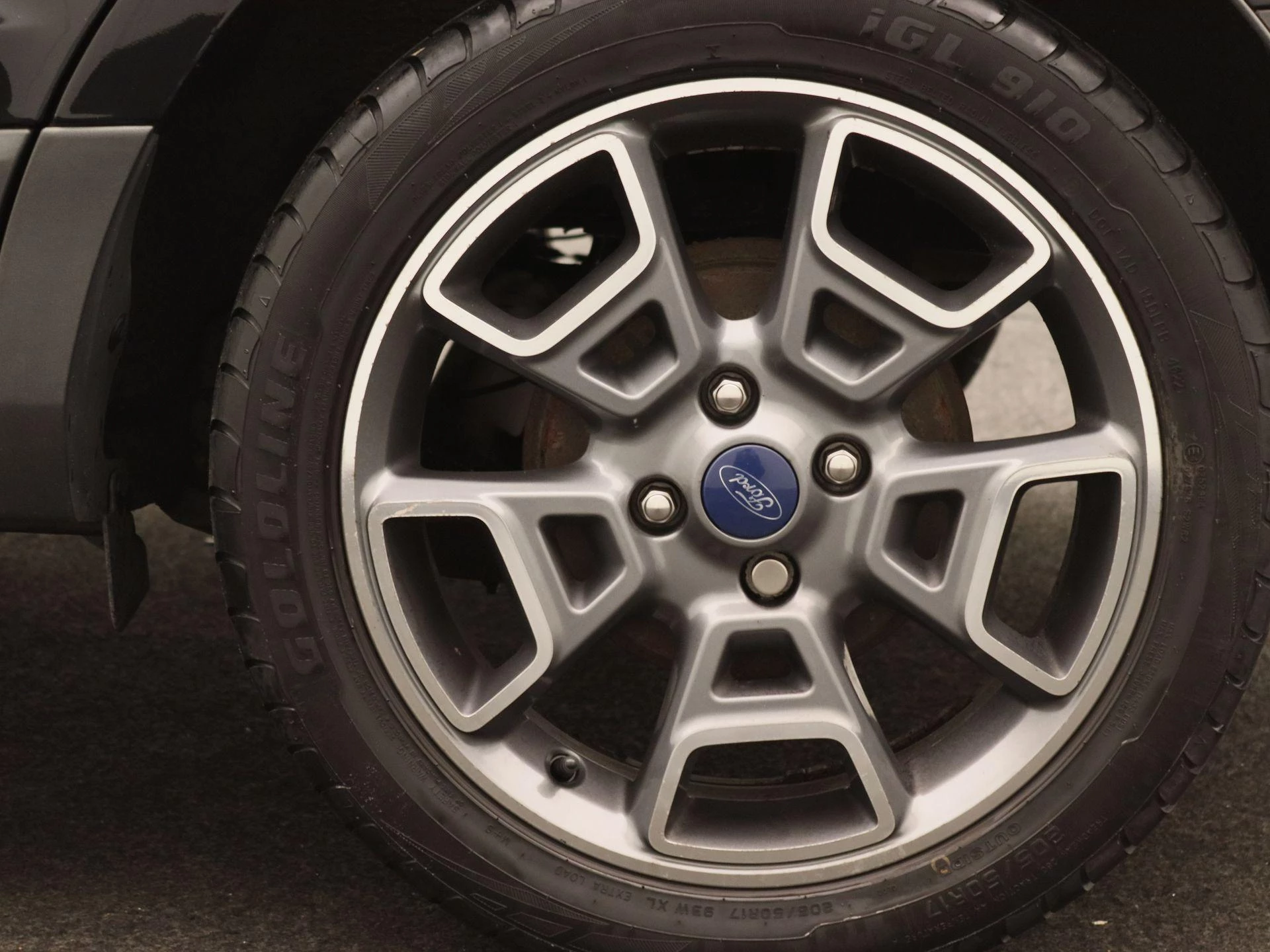 Ford-EcoSport-image-16