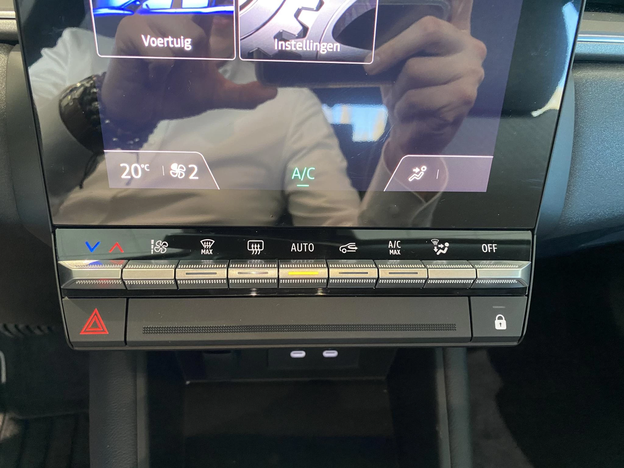 Renault-Captur-image-16