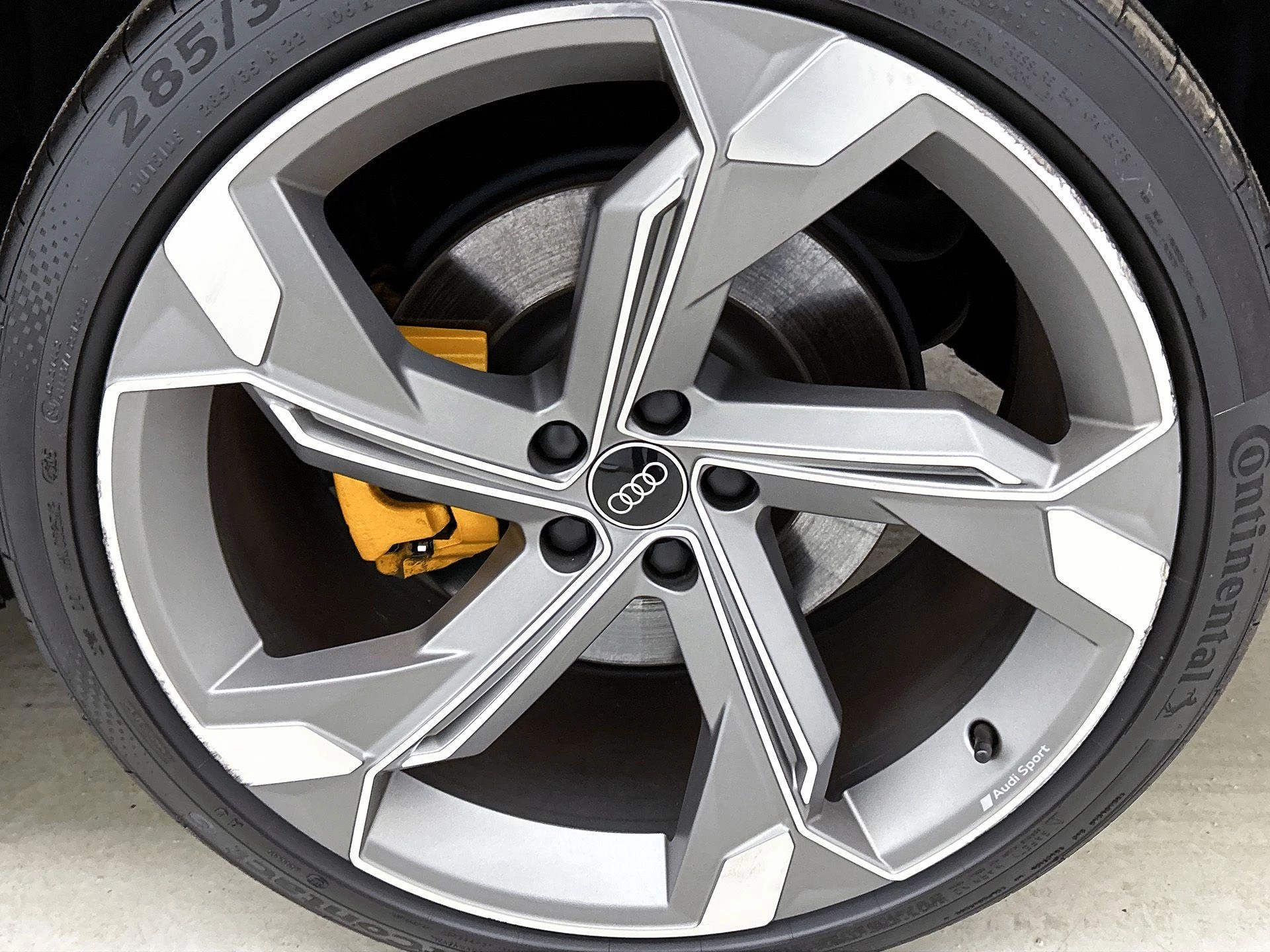 Audi e-tron S quattro 503 PK