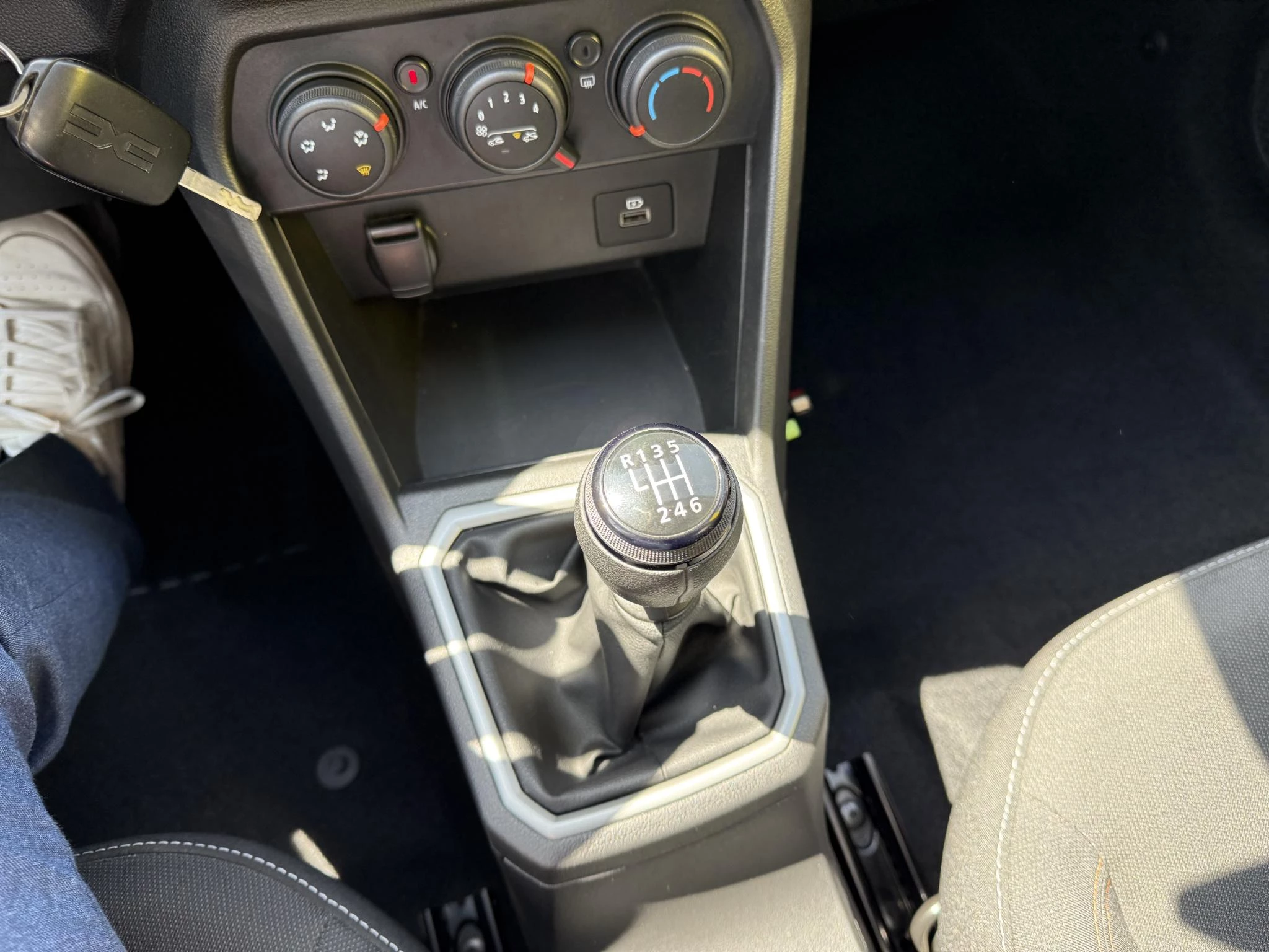 Dacia-Sandero Stepway-image-13