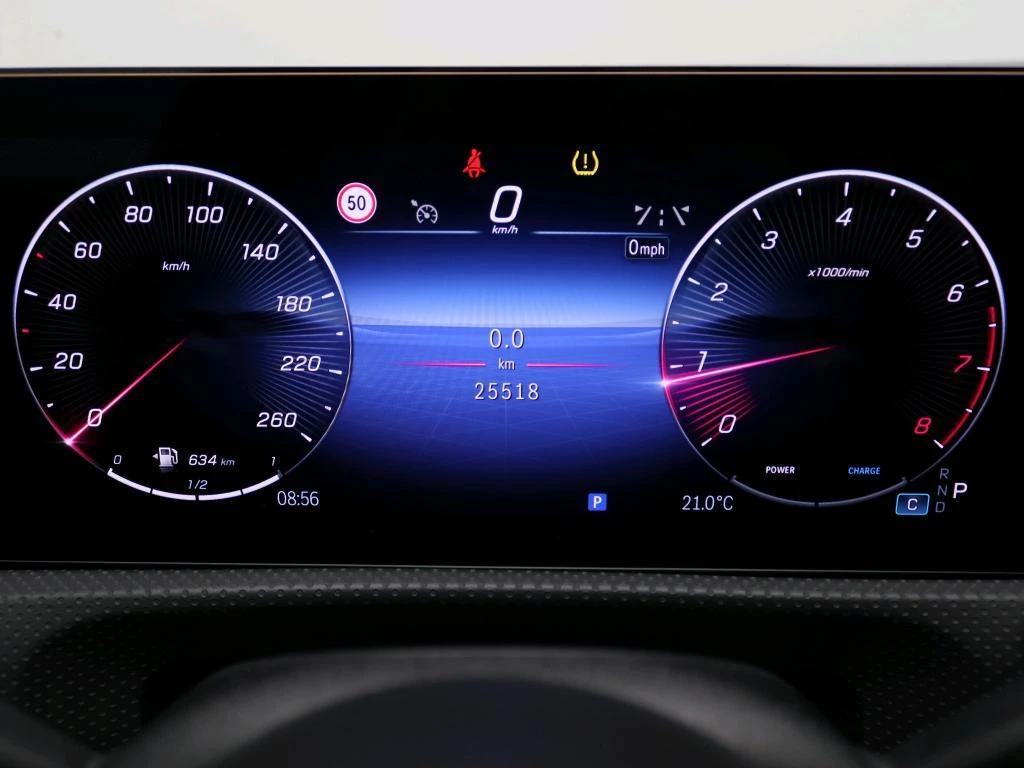 Mercedes-Benz-CLA-image-6