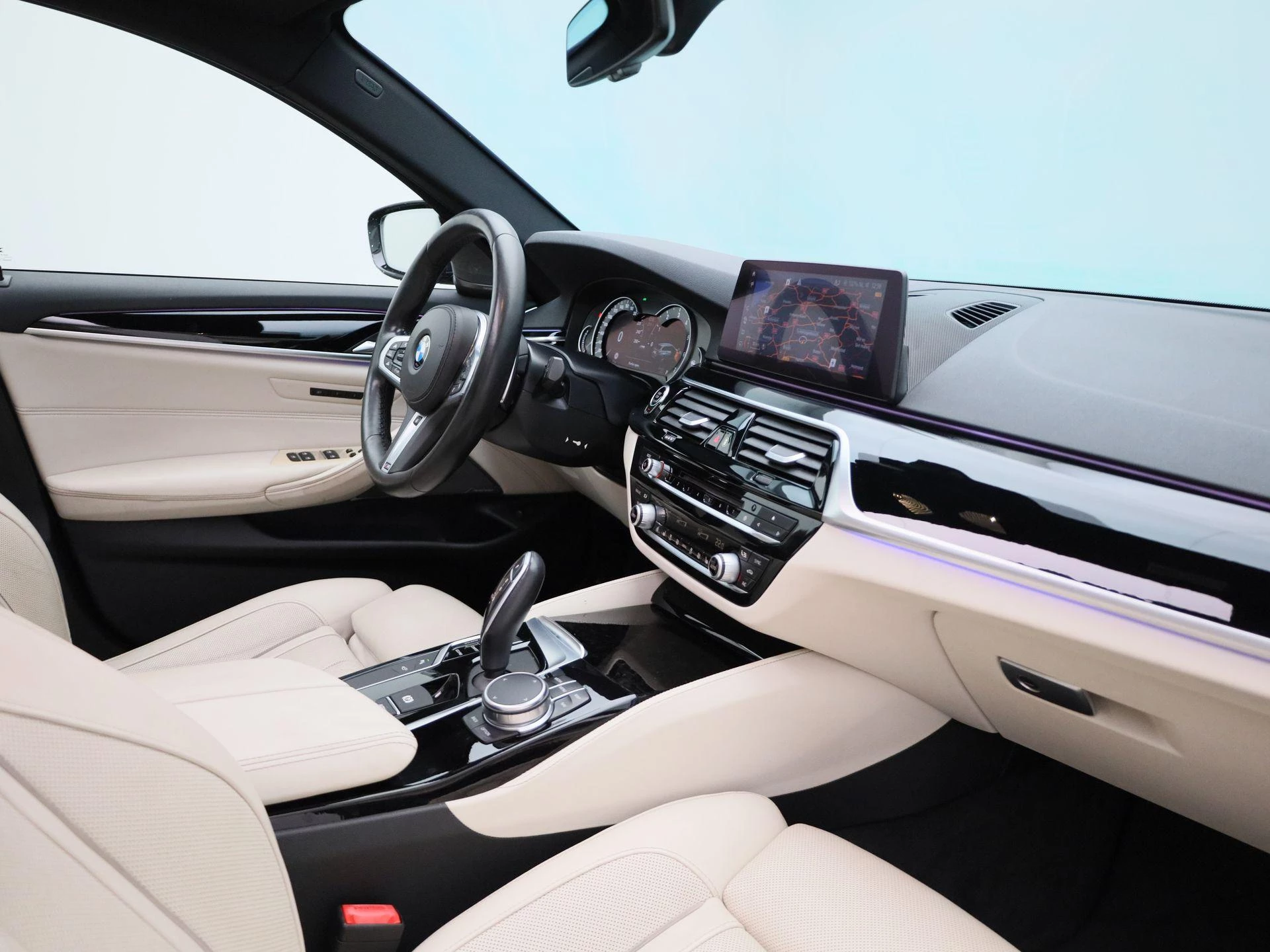 BMW 5 Serie Touring 540i xDrive High Executive