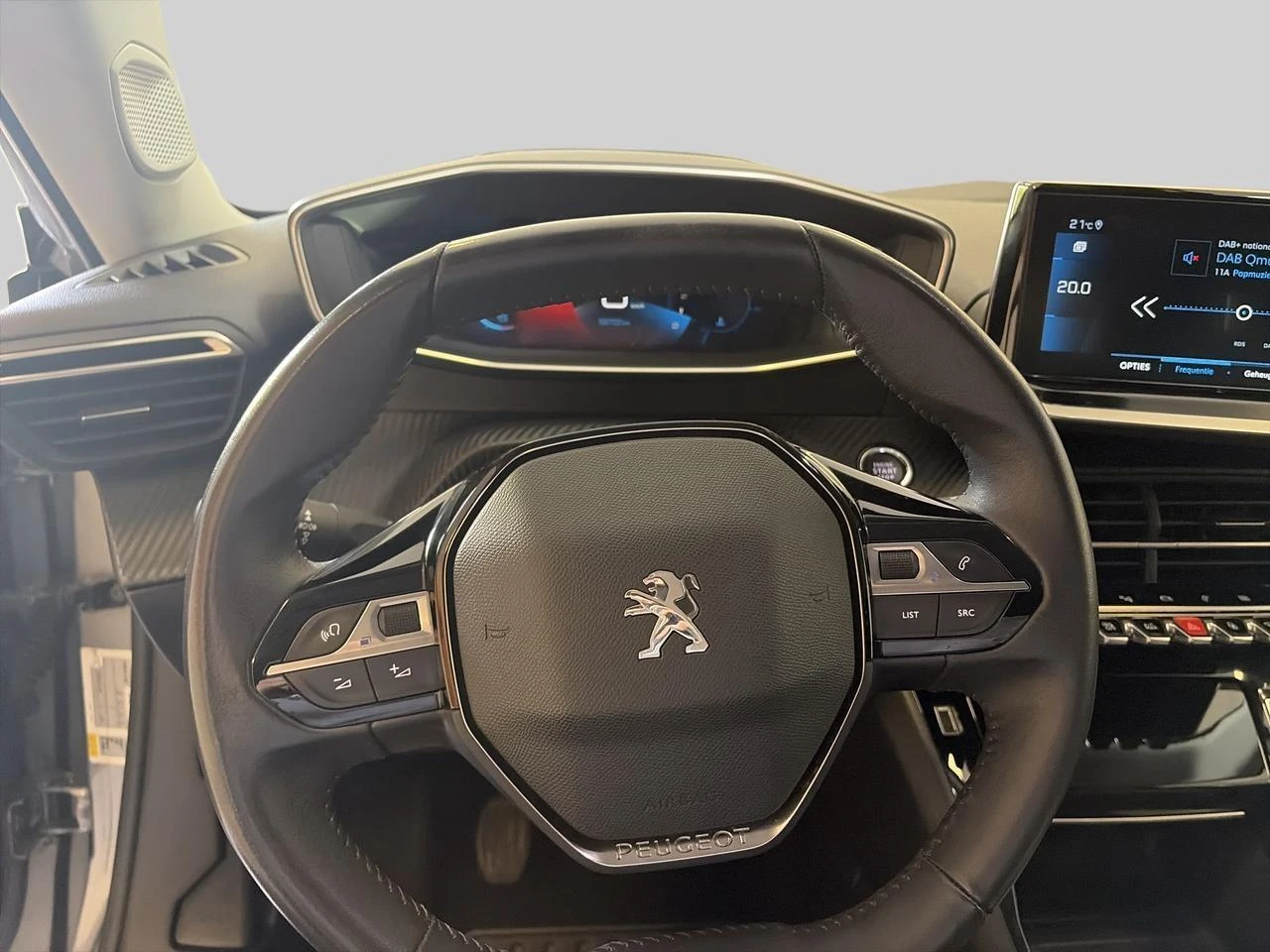 Peugeot-2008-image-8