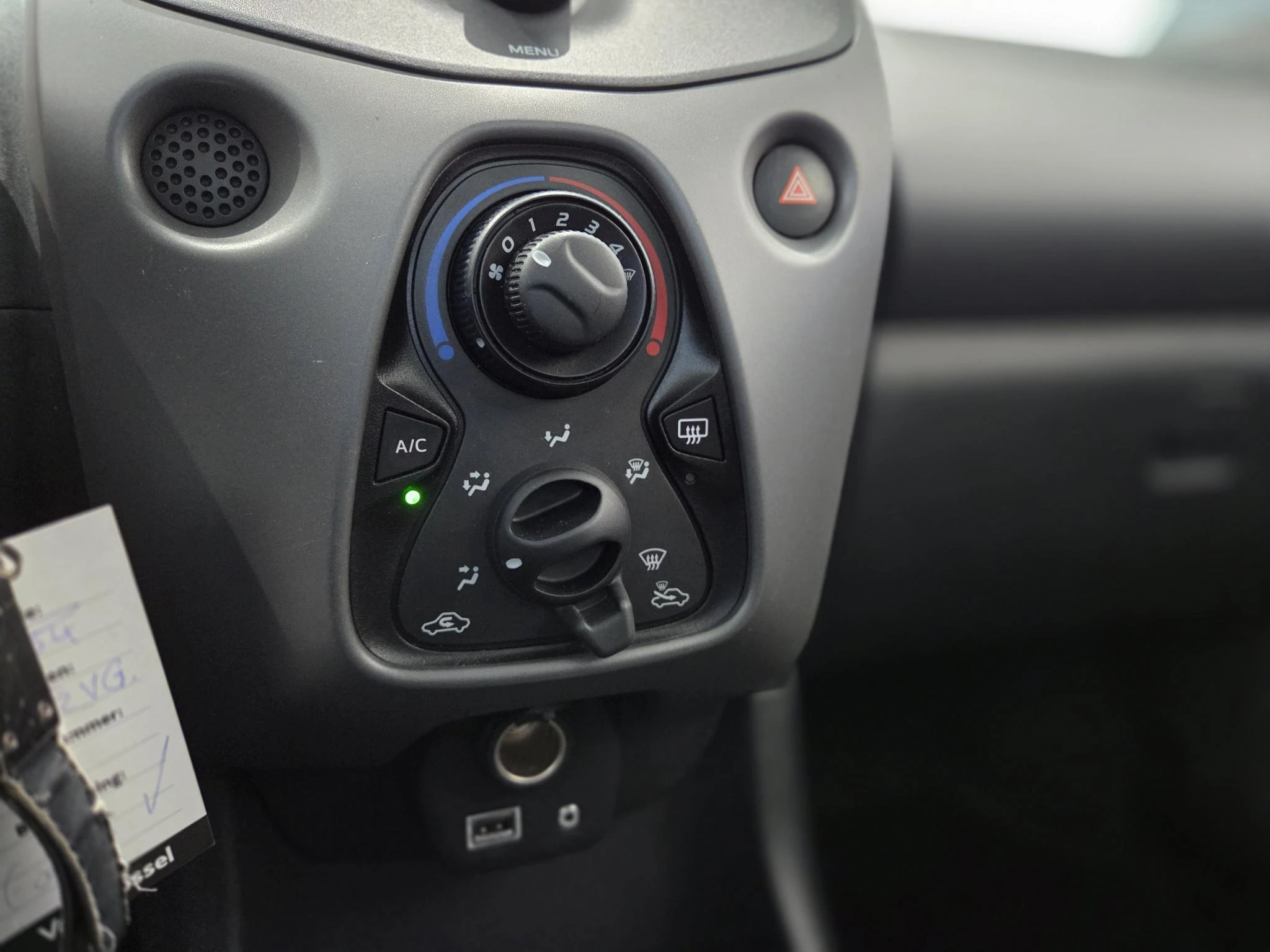Peugeot-108-image-13